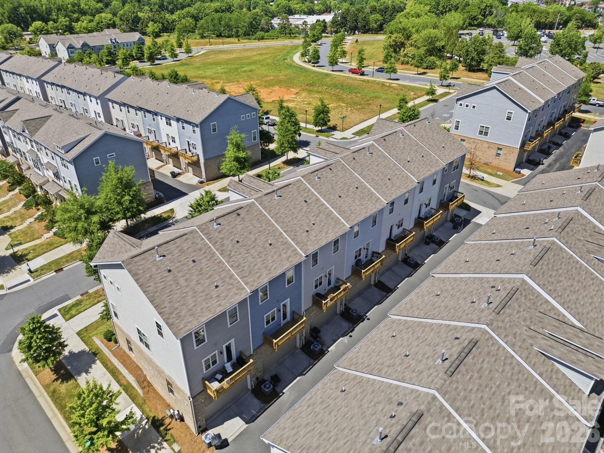 9812 Ainslie Downs St, Charlotte, NC 28273