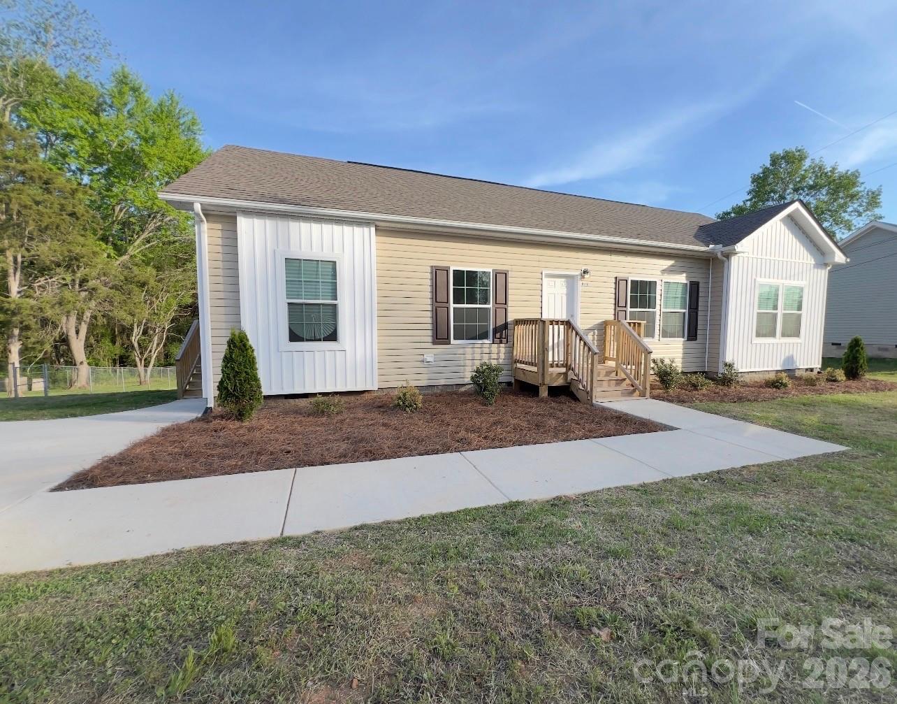 819 Wellwood Ave, Statesville, NC 28677