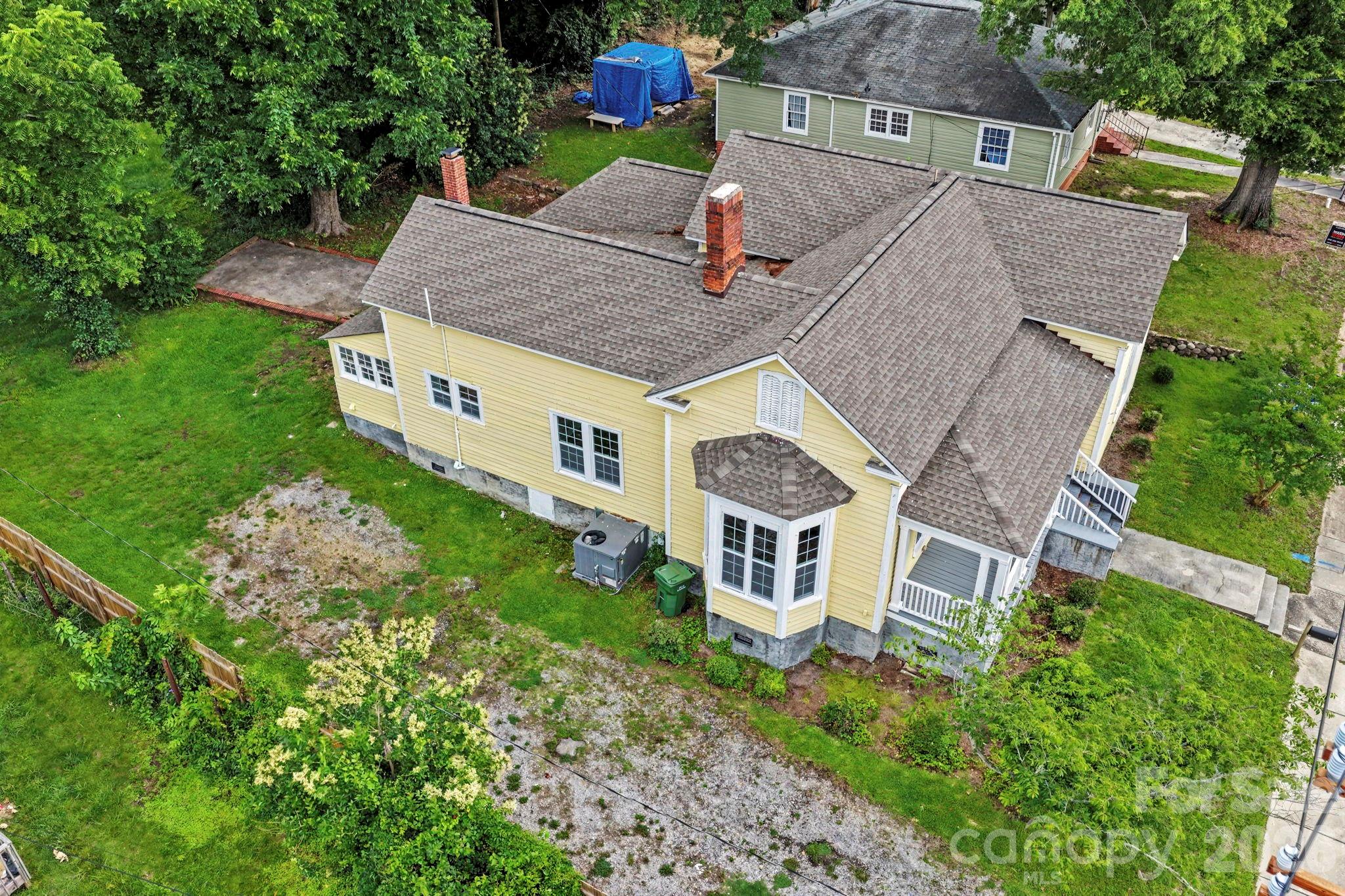 305 N White St, Lancaster, SC 29720