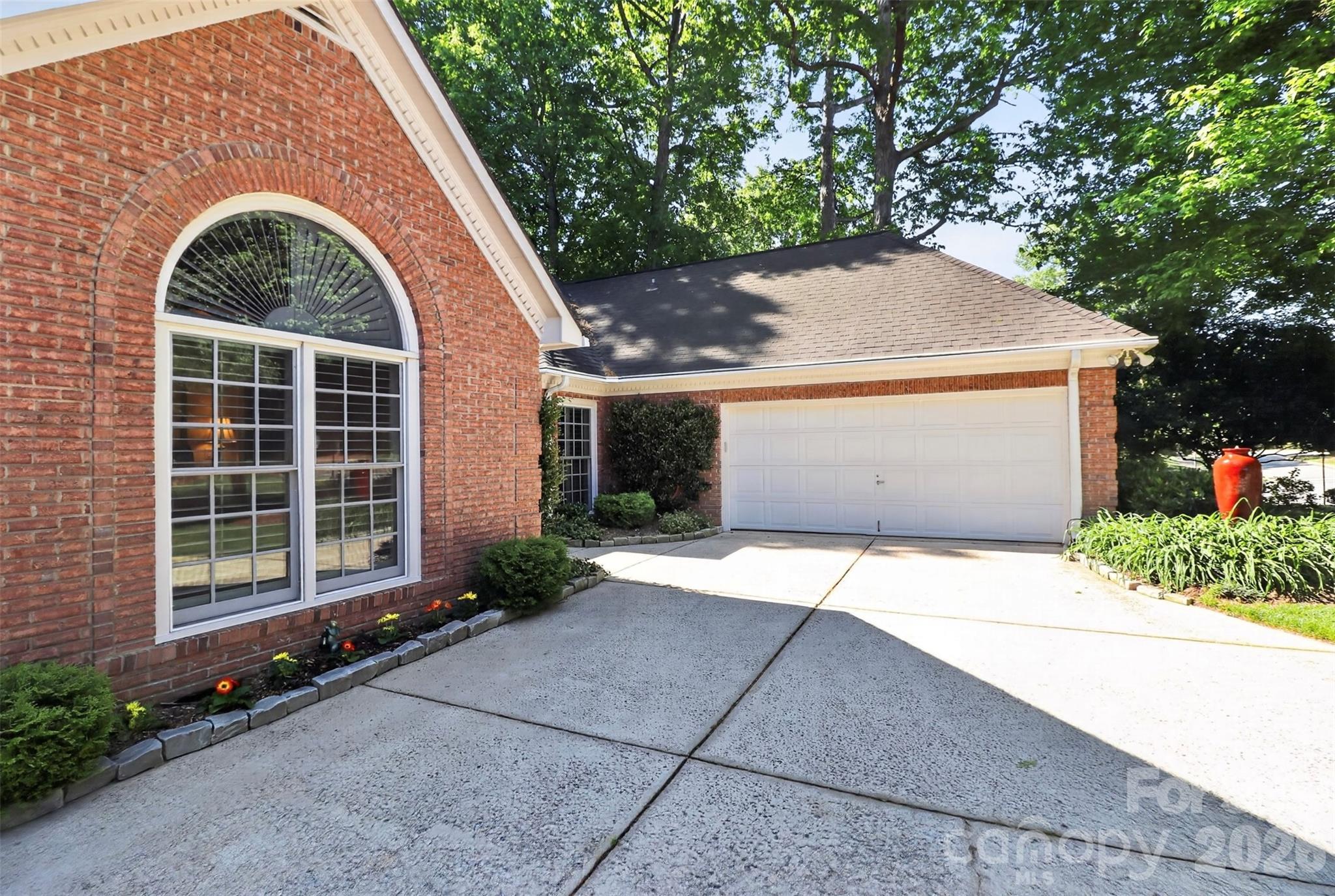 8902 Taunton Dr, Huntersville, NC 28078
