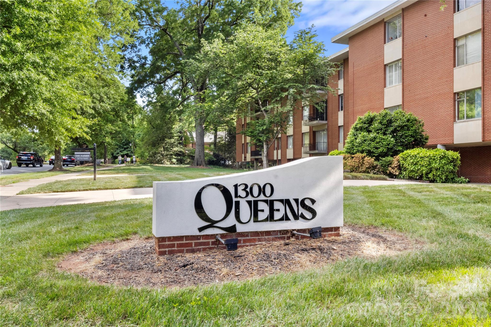 1300 Queens Rd #309, Charlotte, NC 28207