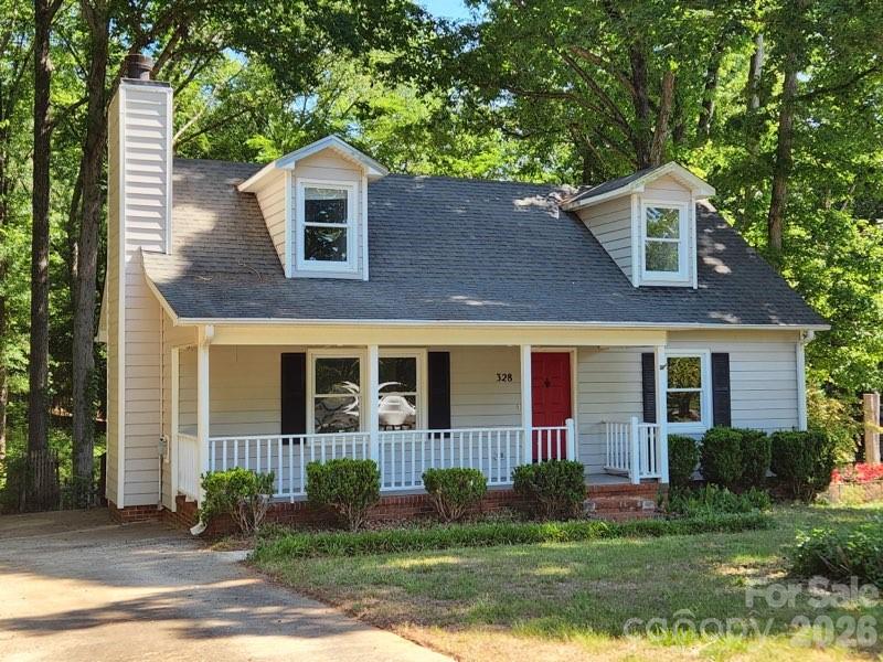 328 Swampfox Dr, Fort Mill, SC 29715