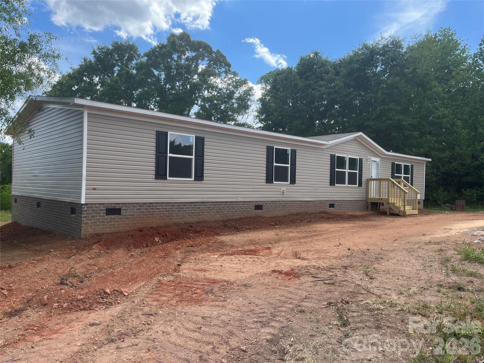152 Omni Rd, Gaffney, SC 29341