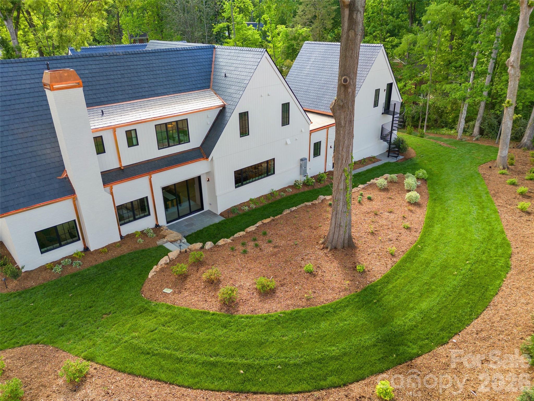 4111 Columbine Cir, Charlotte, NC 28211