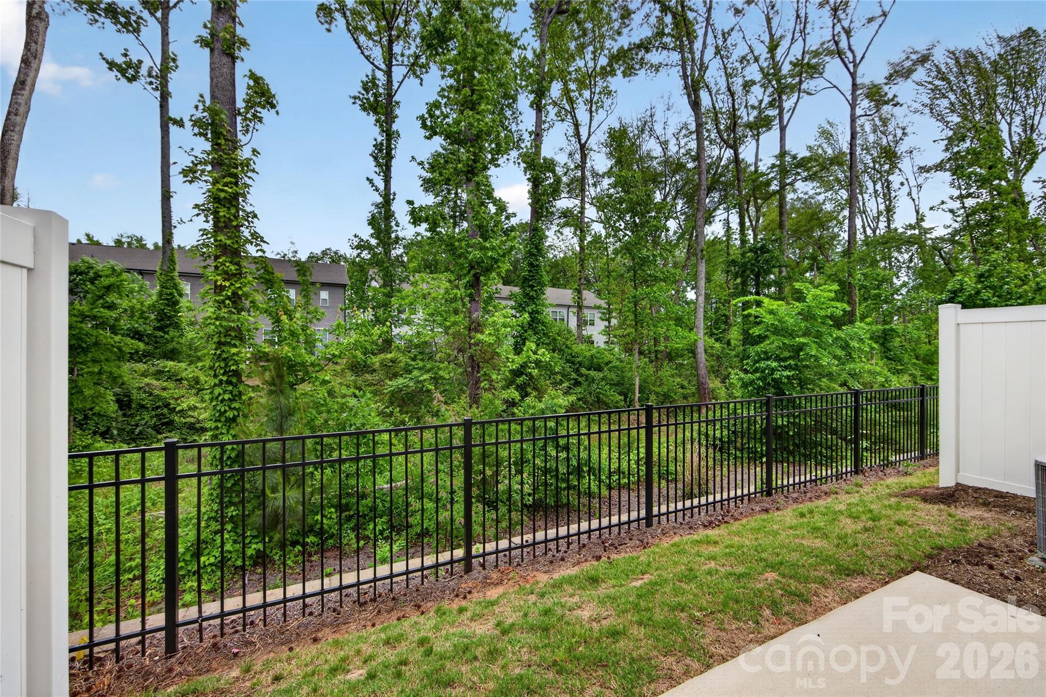 6021 Longar Ln, Charlotte, NC 28269