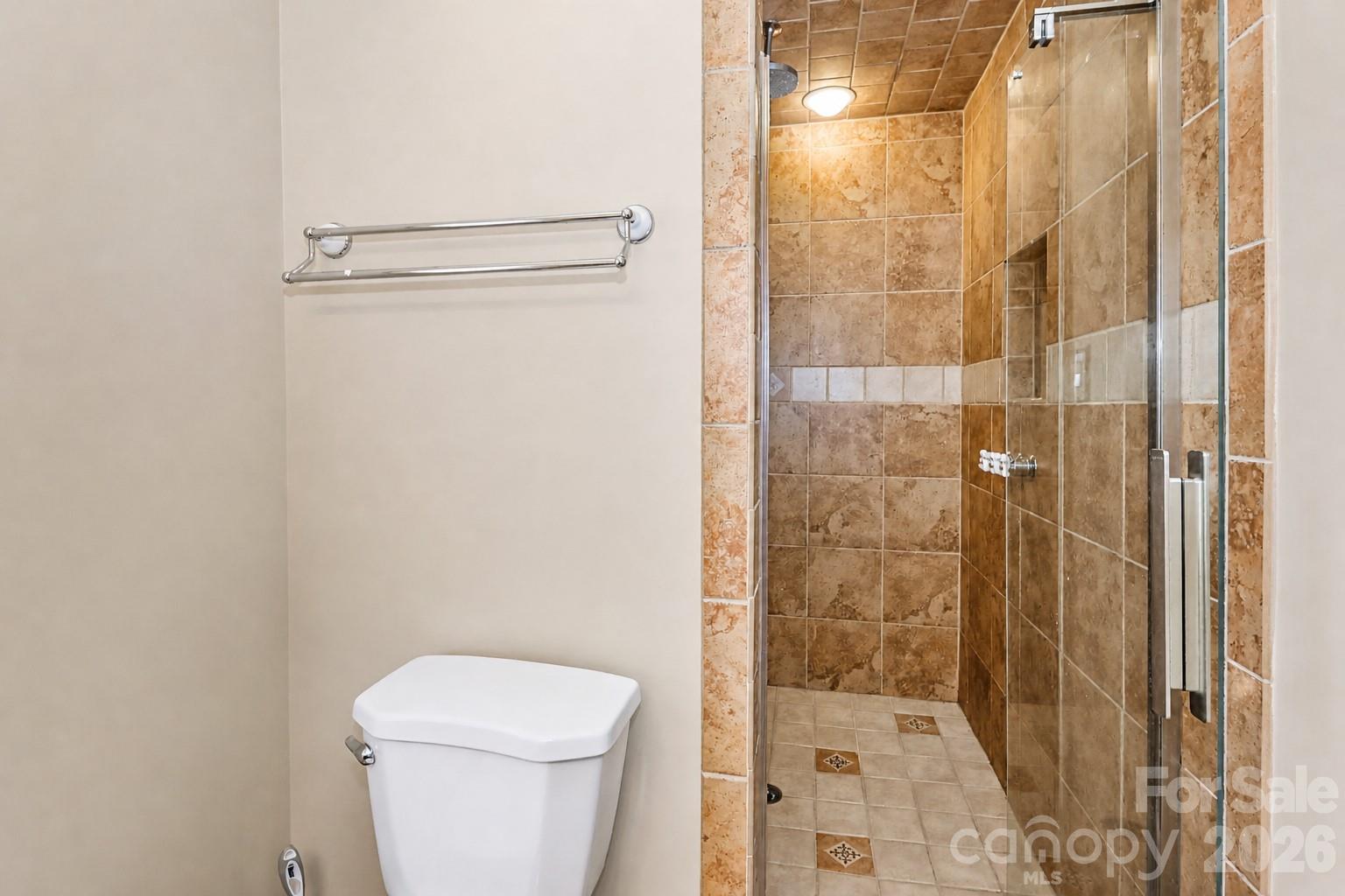 820 Woodland Rd, Statesville, NC 28677