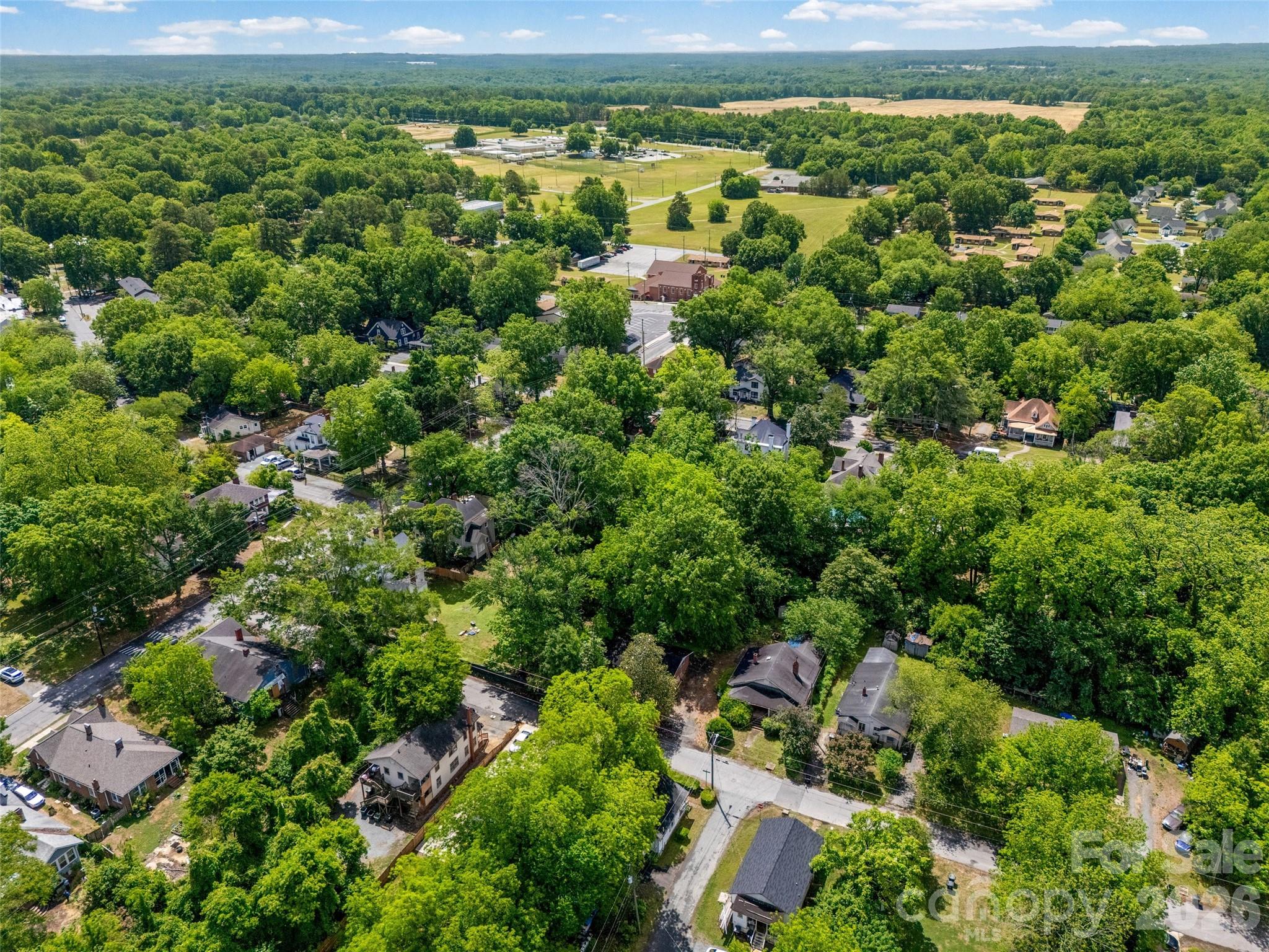 327 E Morrow Ave, Monroe, NC 28112