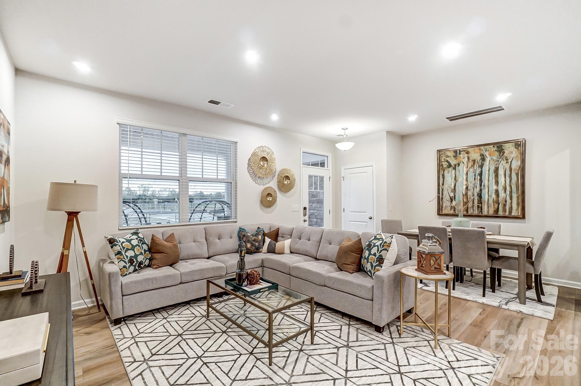 3808 Cheyney Park Dr, Charlotte, NC 28269