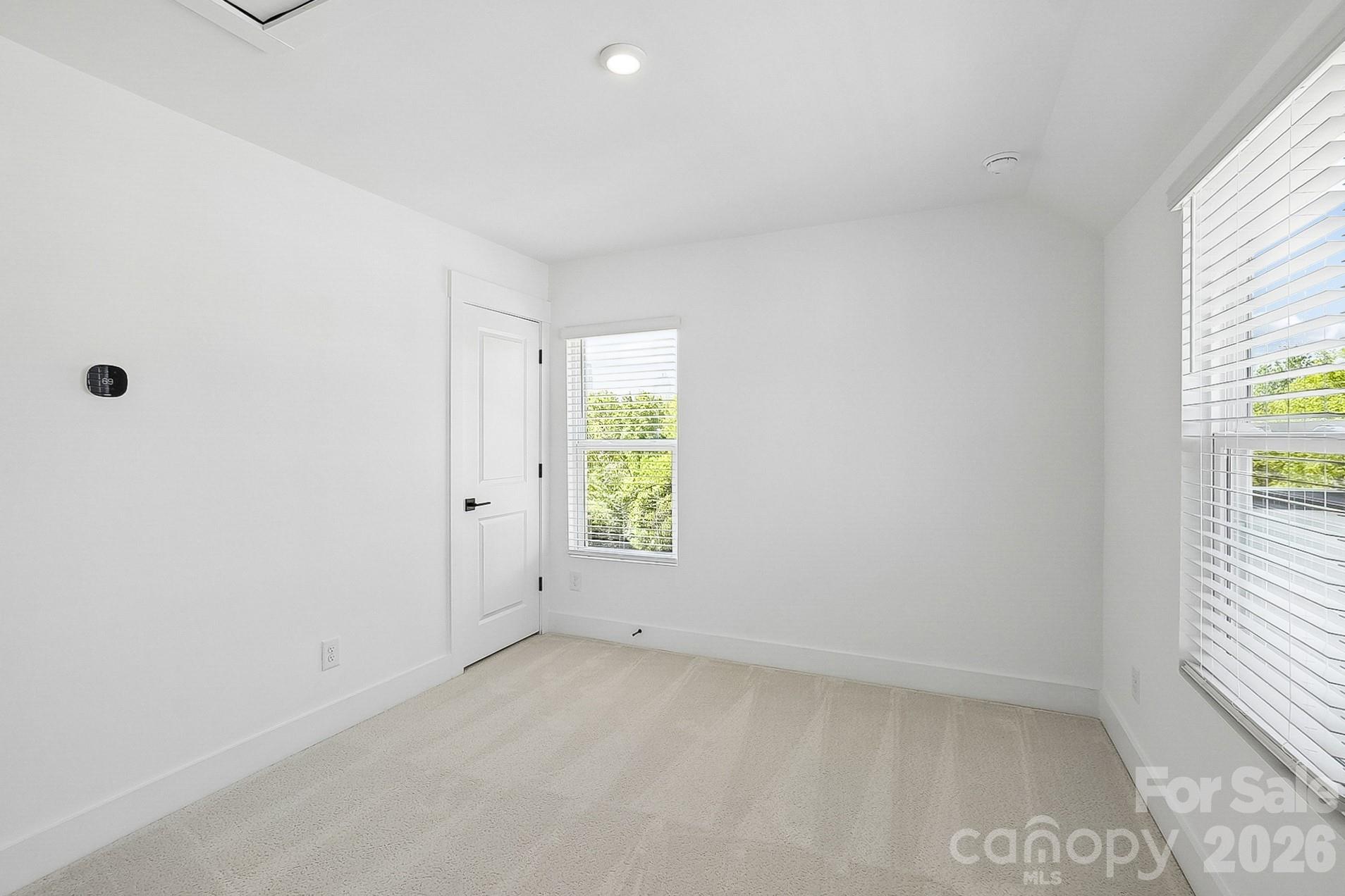 1120 Kokomo Ln, Charlotte, NC 28206