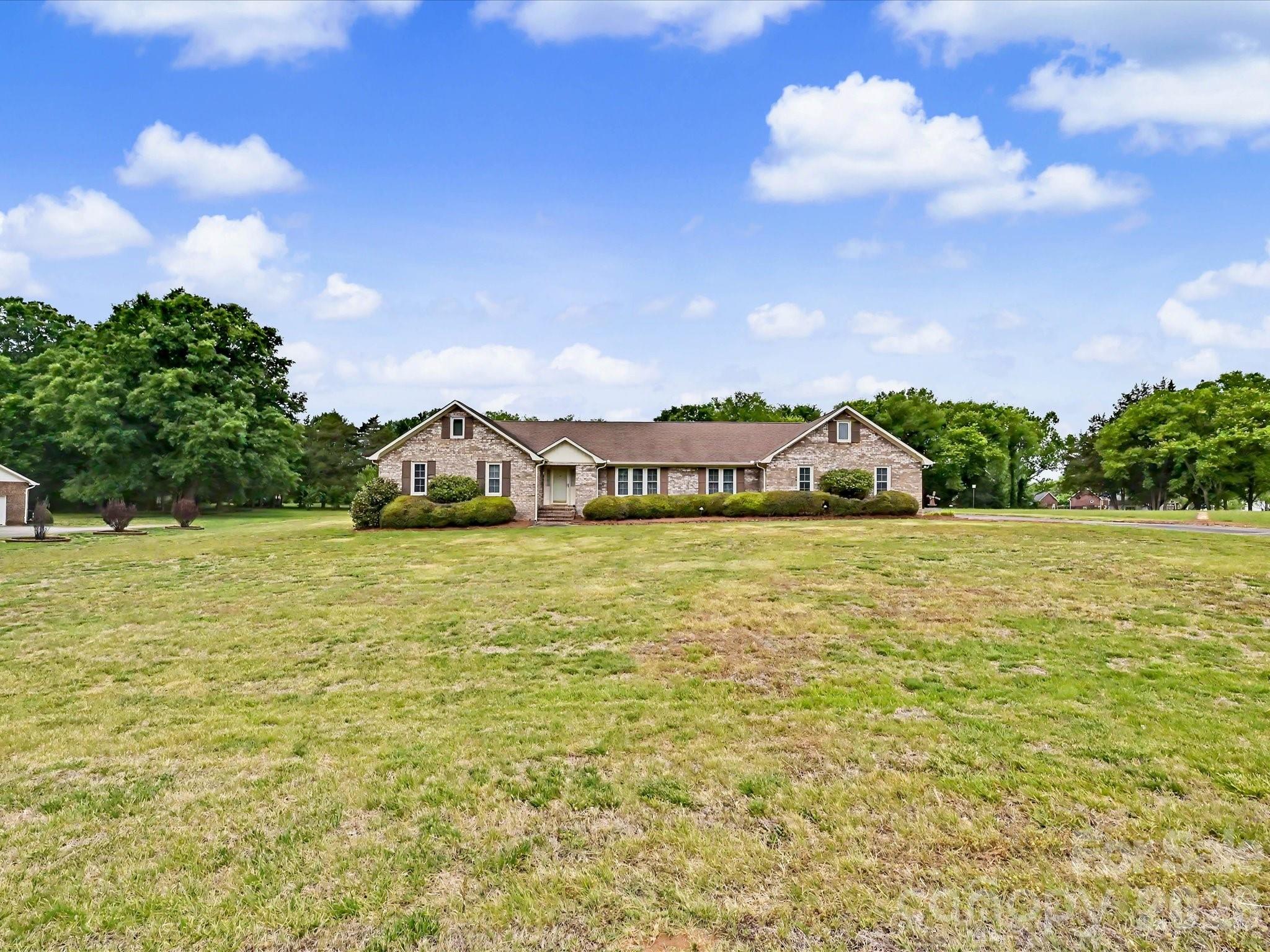 4165 Wrangler Dr SW, Concord, NC 28027