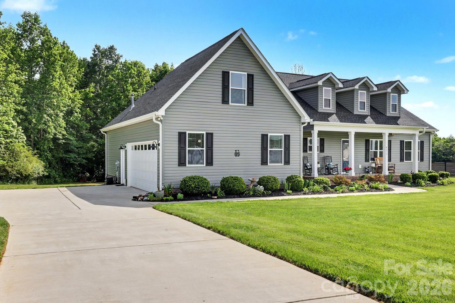 4175 Brandy Creek Ct, Clover, SC 29710
