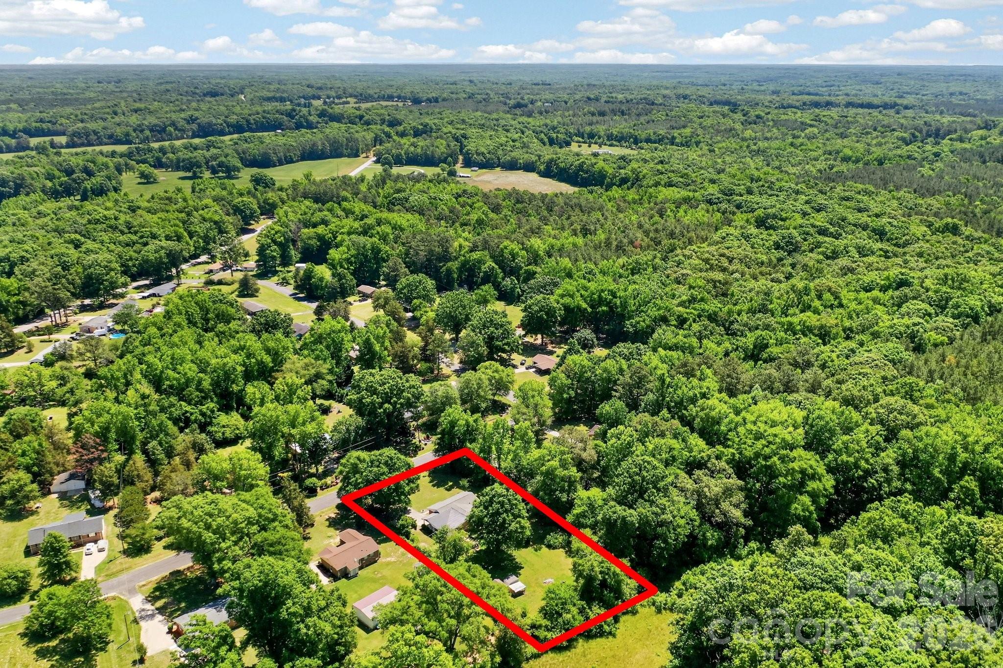 2644 Quiet Acres Rd, Lancaster, SC 29720