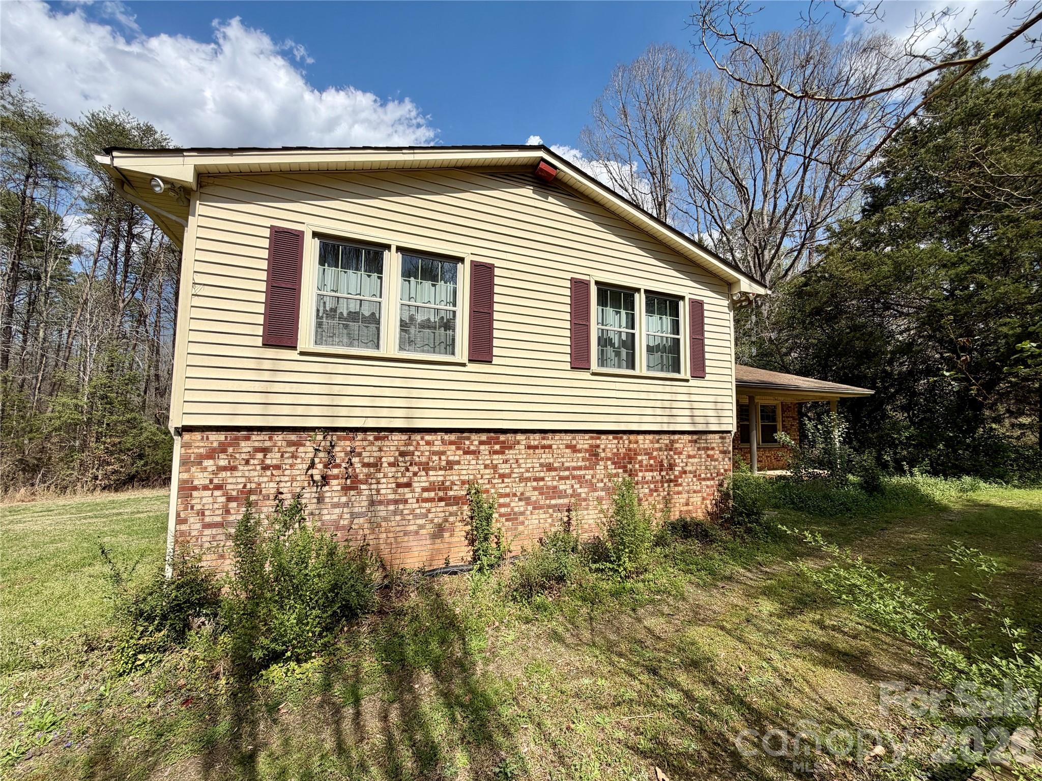 2925 Sparrow Springs Rd, Gastonia, NC 28052