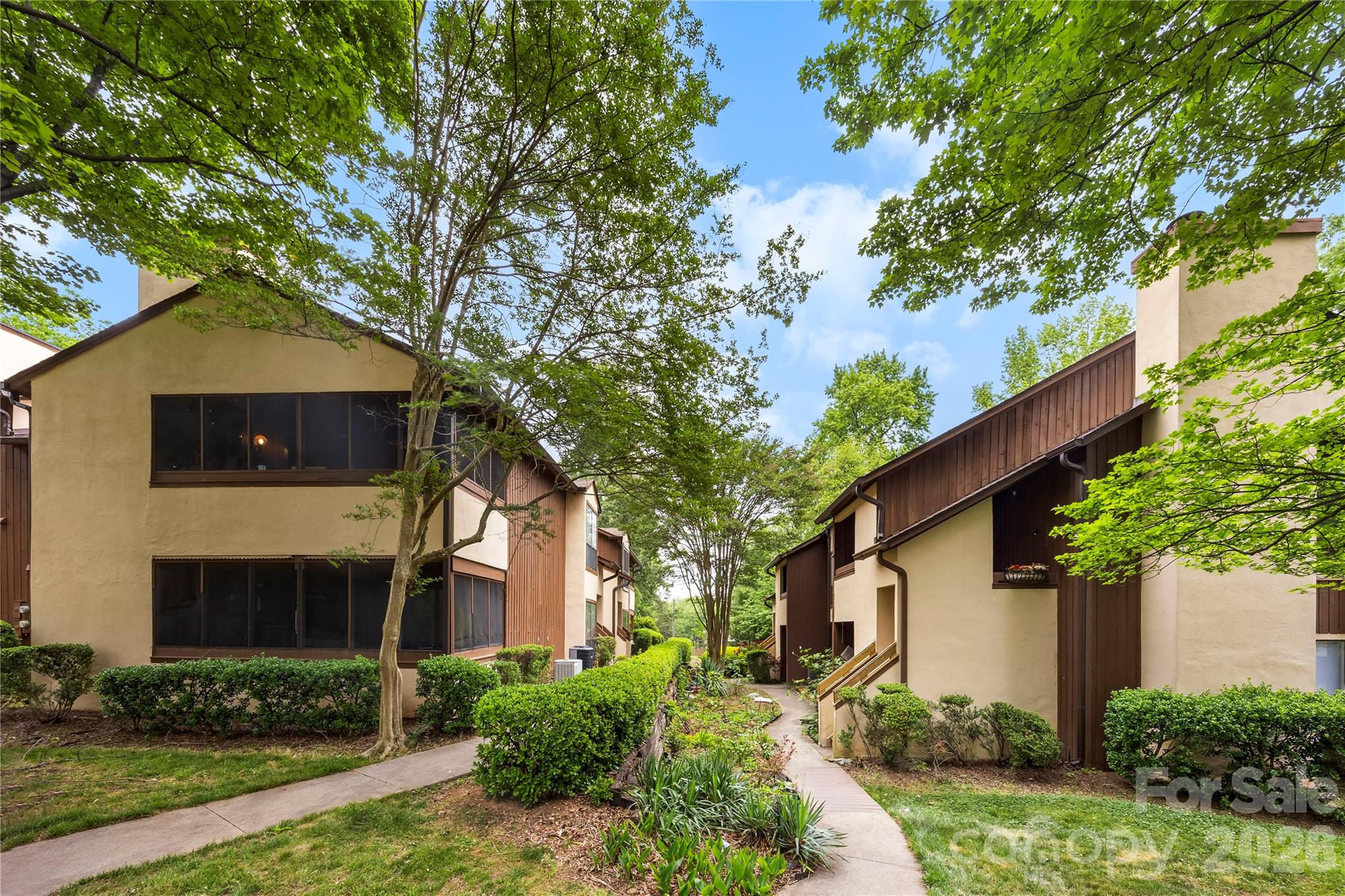 7204 Winery Ln, Charlotte, NC 28227