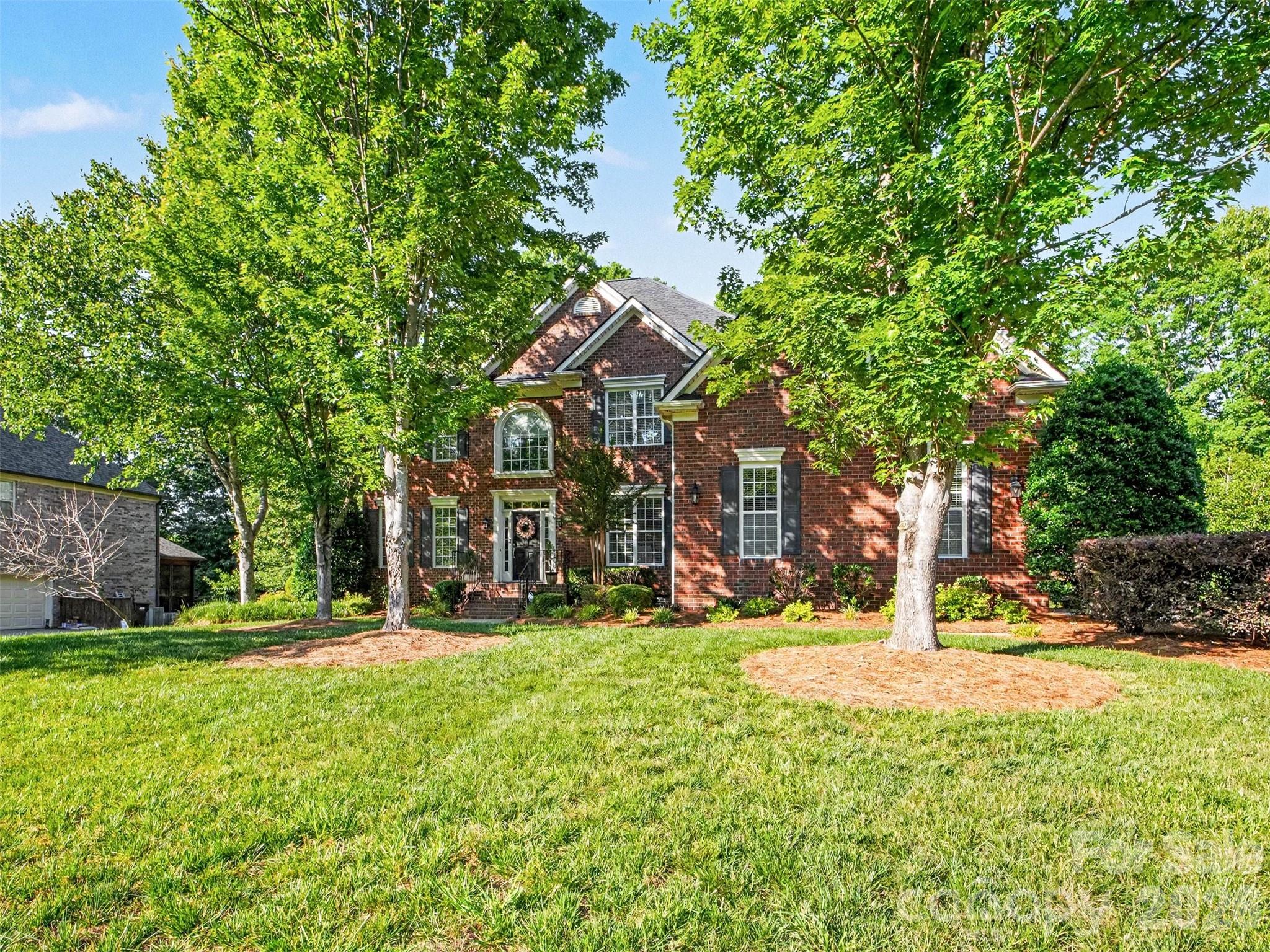 1311 Dobson Dr, Waxhaw, NC 28173