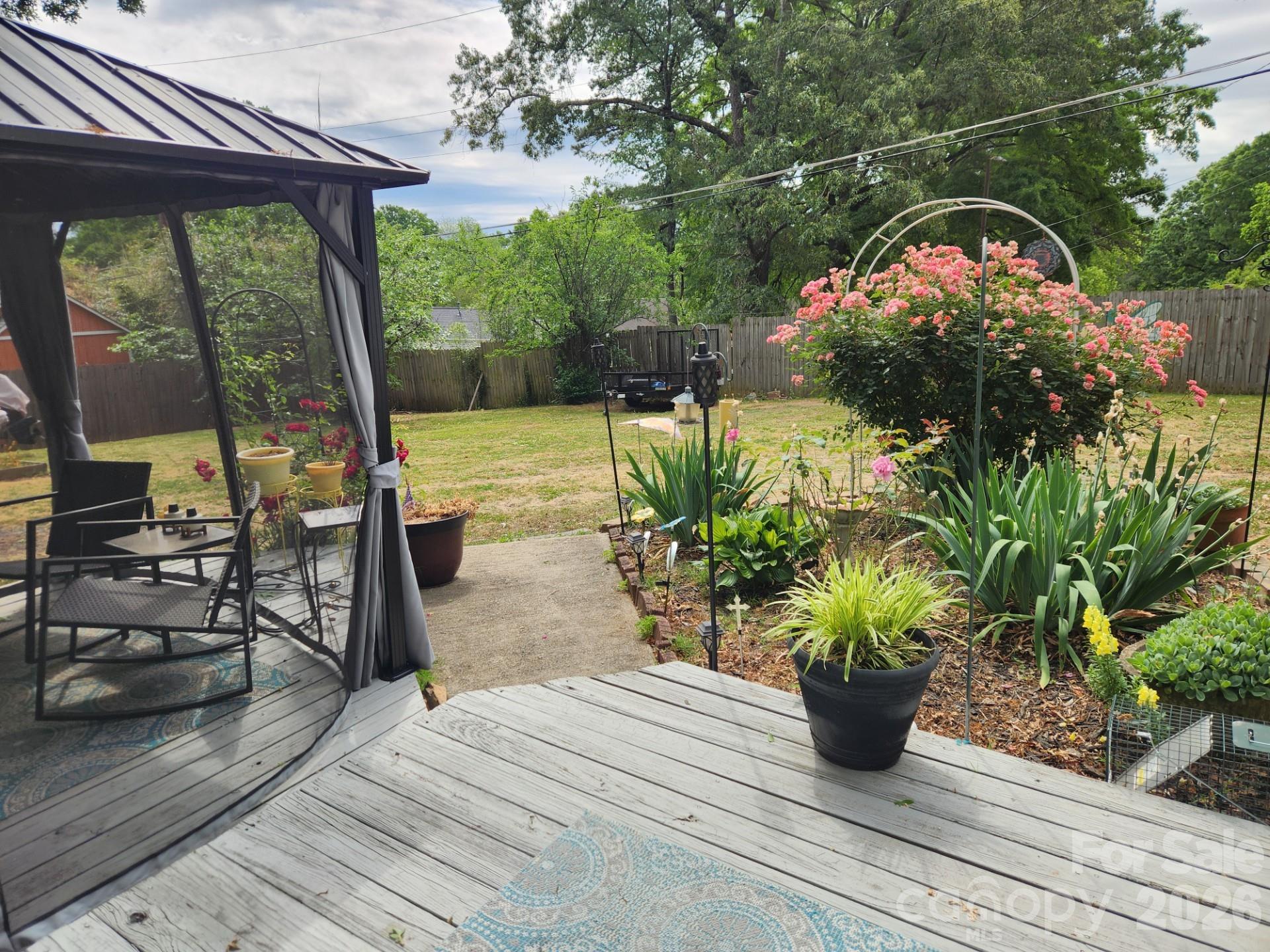 3922 Mcmillan St, Charlotte, NC 28205
