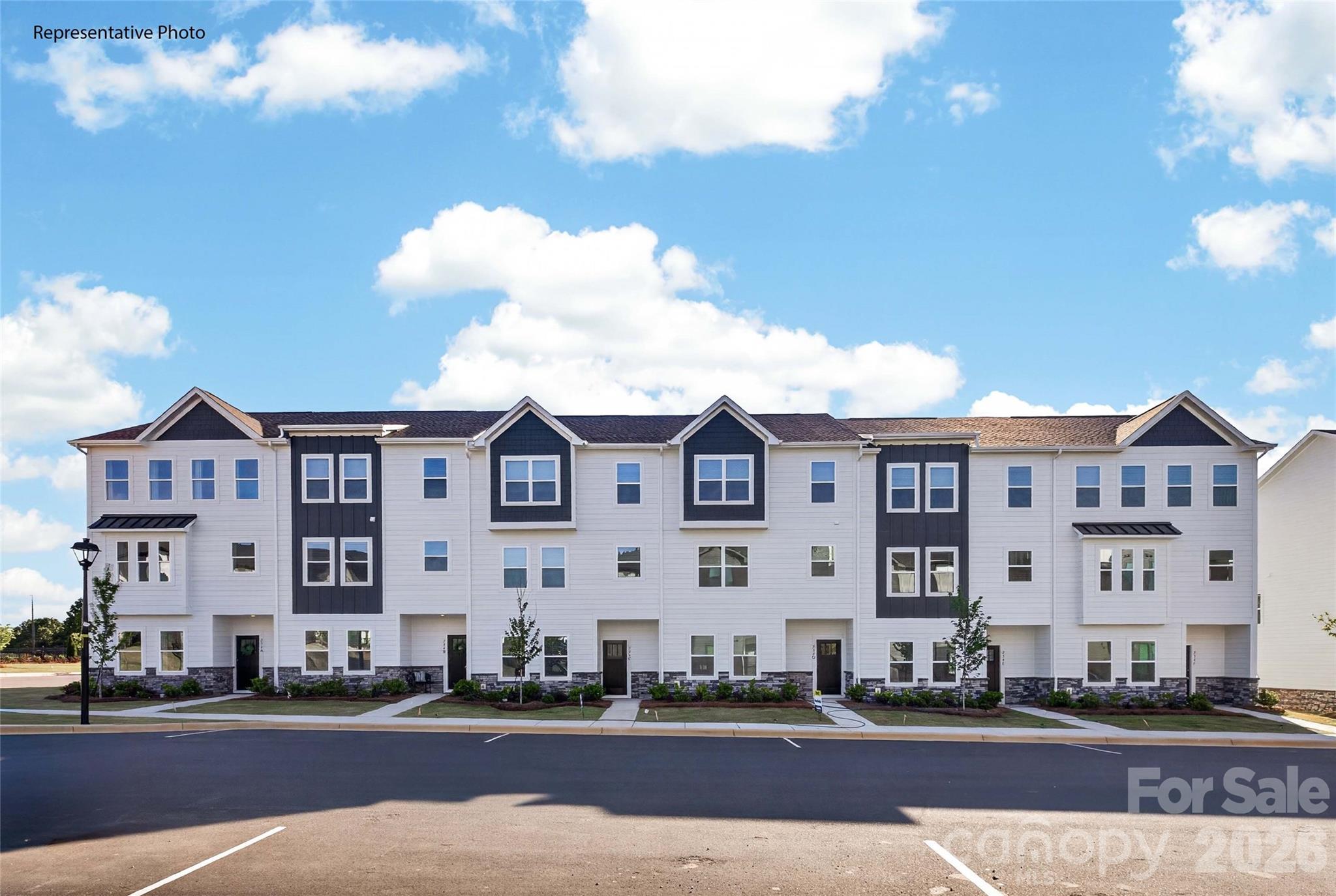 226 E Morehouse Ave #TWNH B, Mooresville, NC 28117
