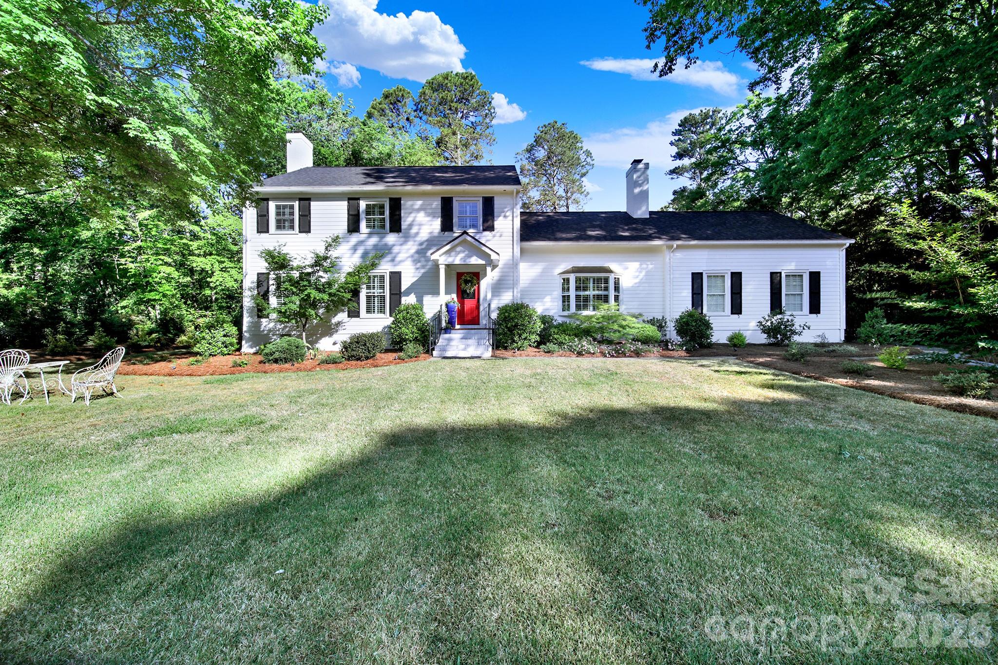 537 Briarwood Rd, Lancaster, SC 29720