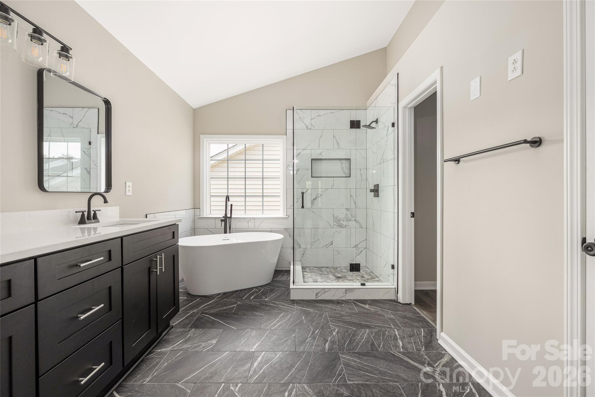 13834 Riding Hill Ave, Charlotte, NC 28213