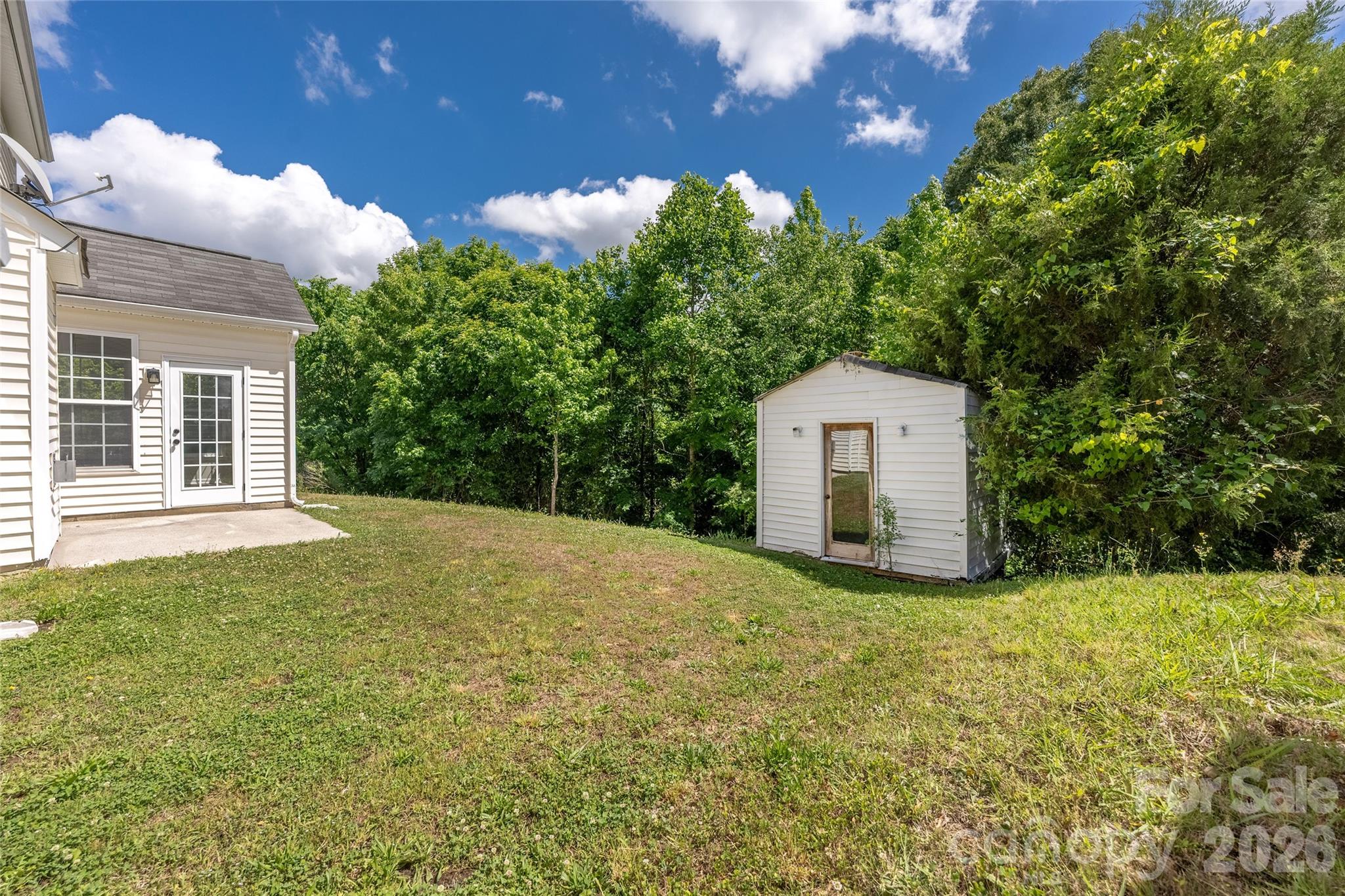 13834 Riding Hill Ave, Charlotte, NC 28213
