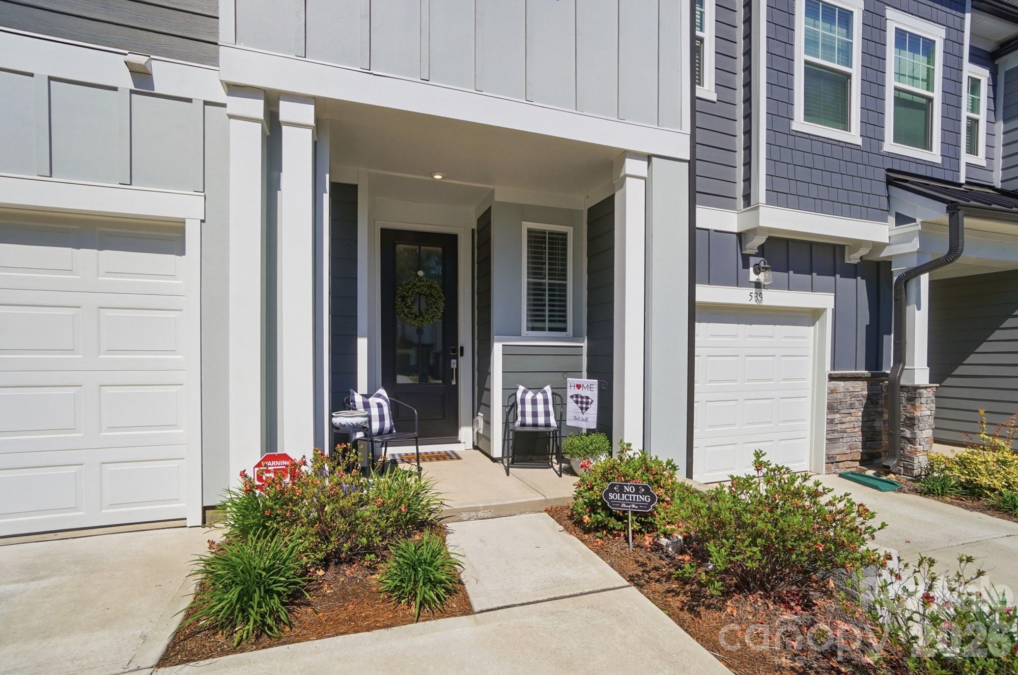 537 Madison Falls Ct, Fort Mill, SC 29708