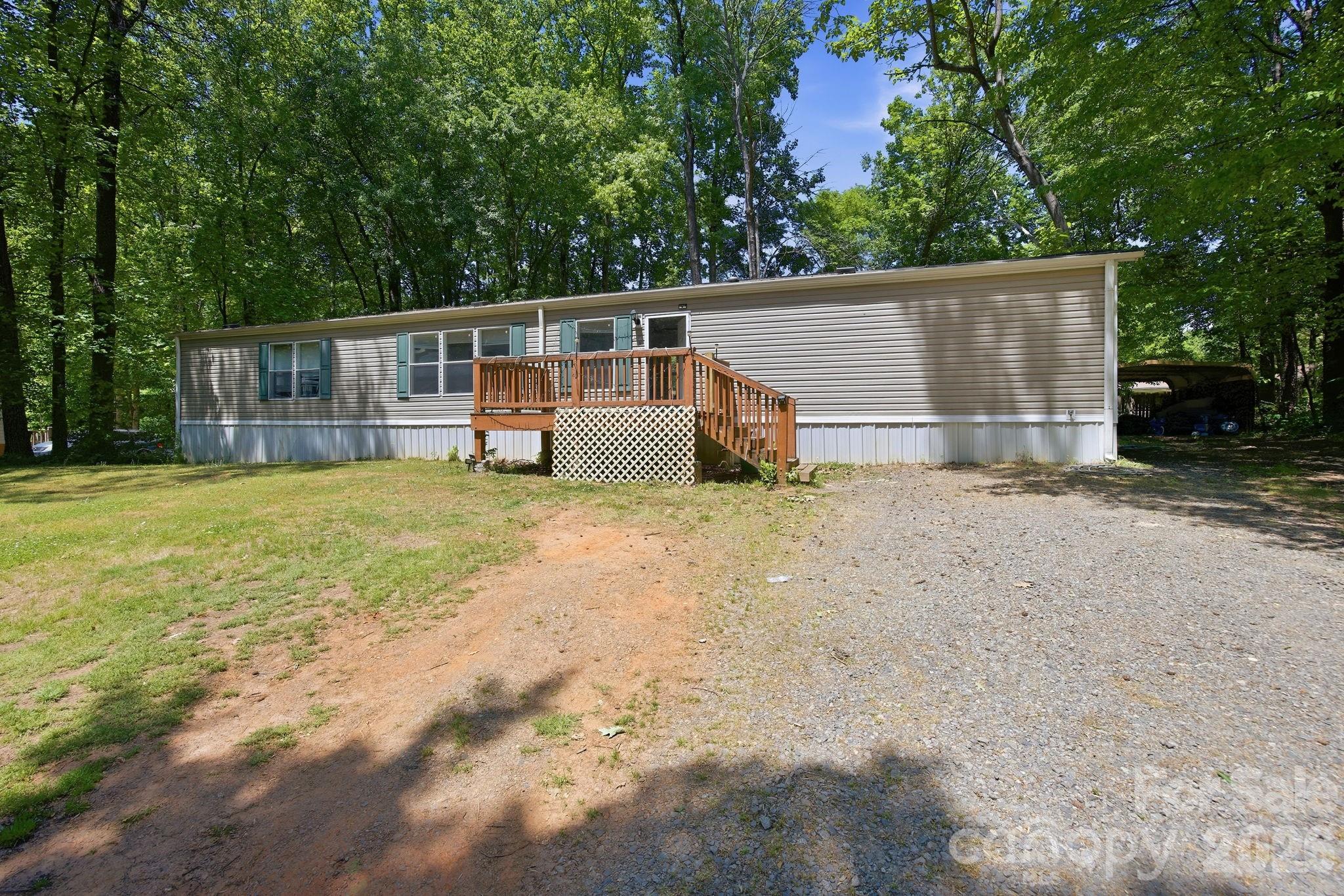 172 Wildwood Acres Cir, Mooresville, NC 28115
