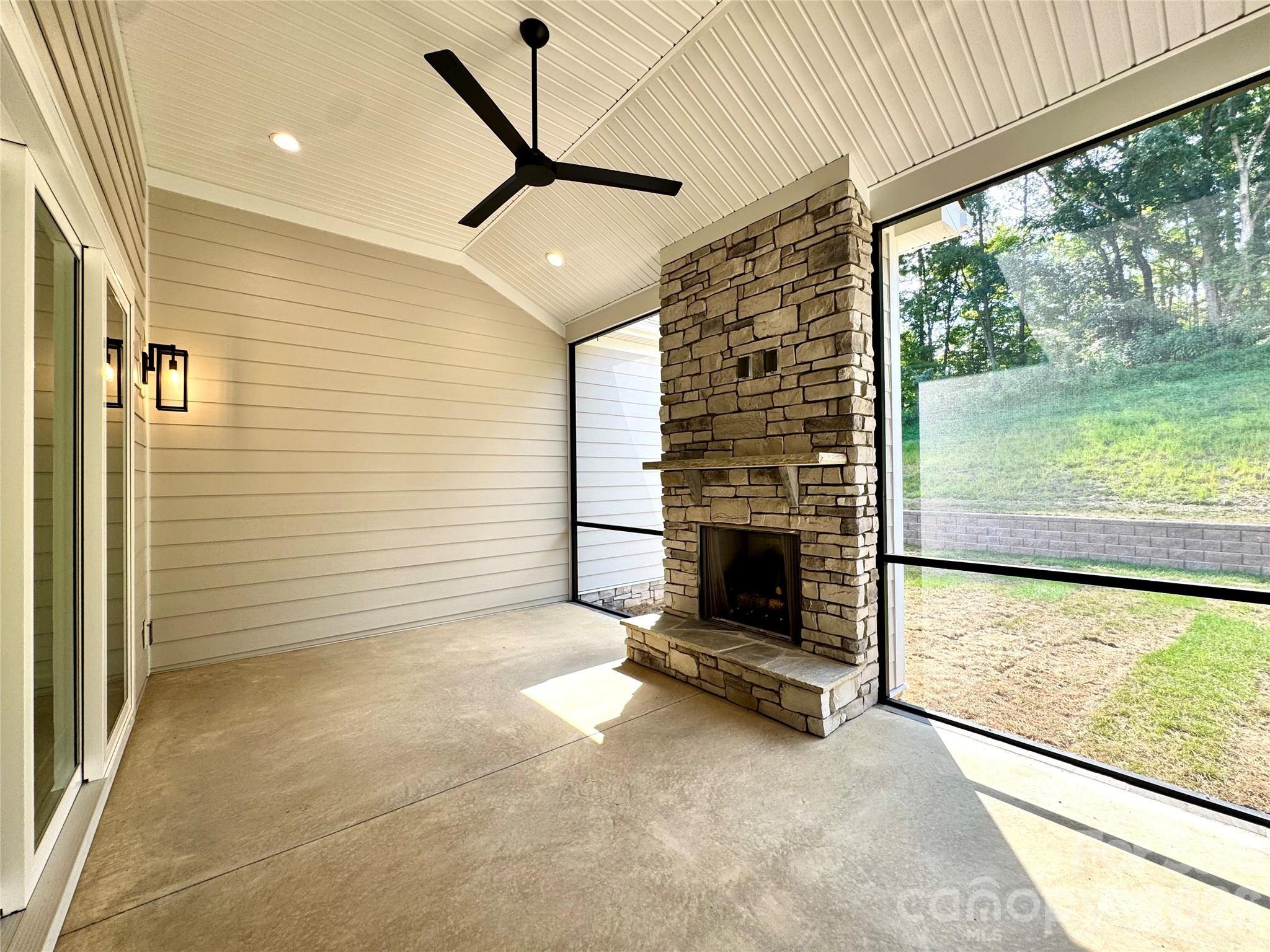 452 Voyager Ln NE, Concord, NC 28025