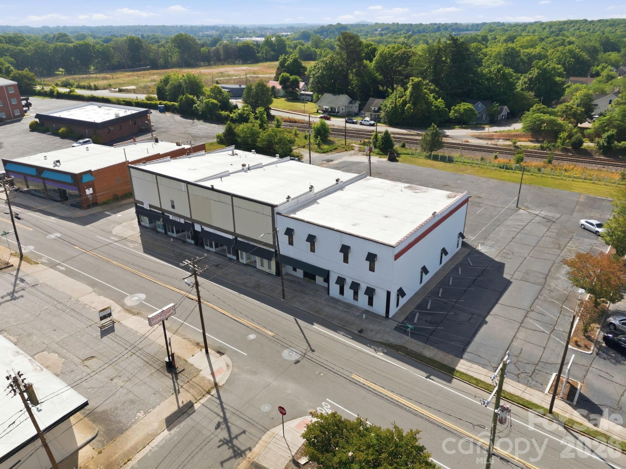 909 S Main St #102, Salisbury, NC 28144