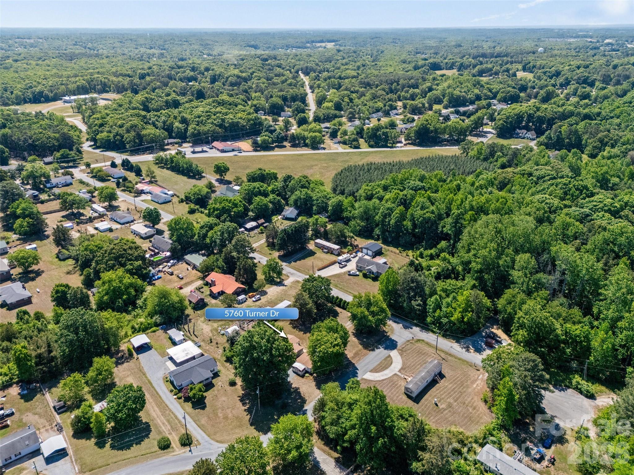 5760 Turner Dr, Kannapolis, NC 28081