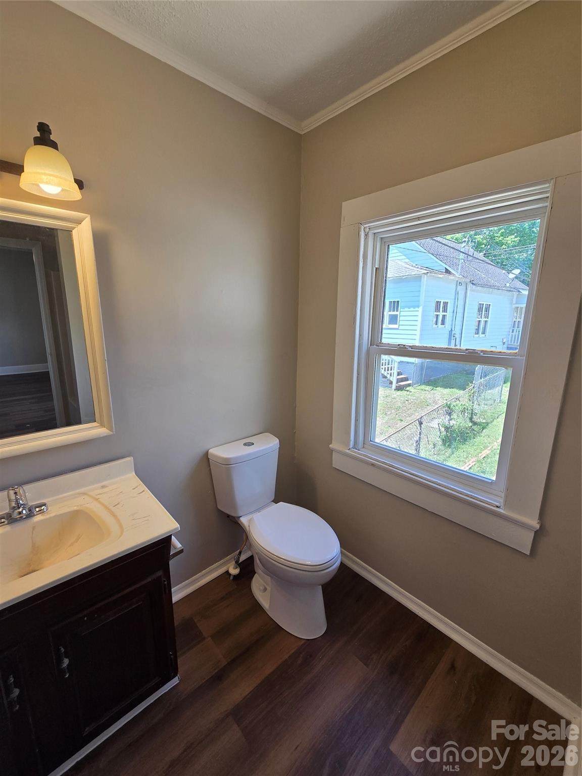 184 Cabarrus Ave E, Concord, NC 28025