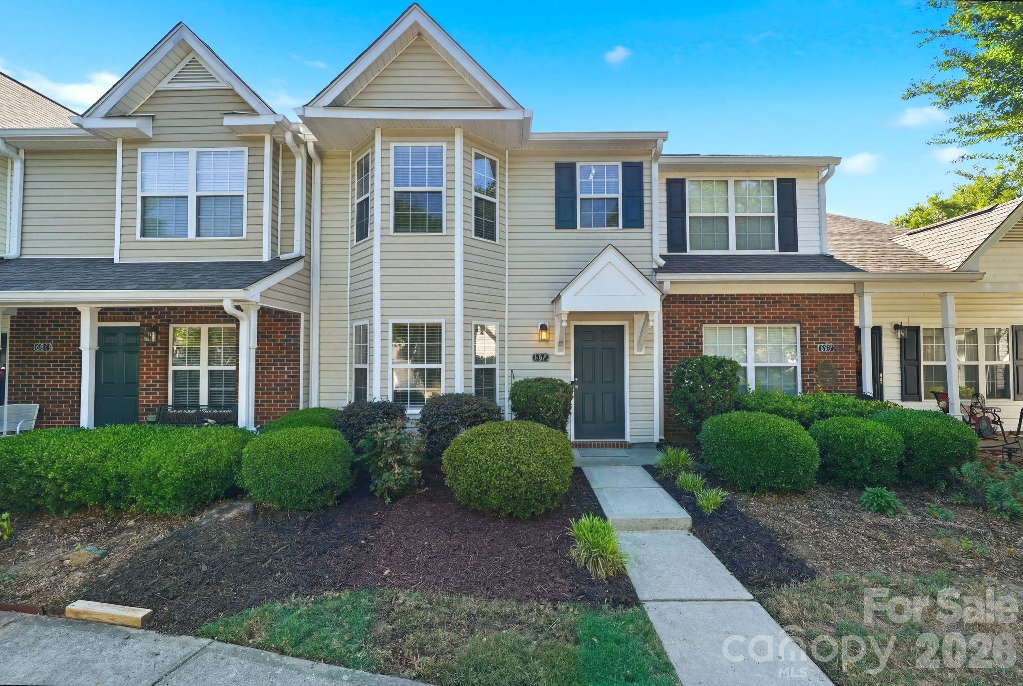 687 Rock Lake Glen, Fort Mill, SC 29715