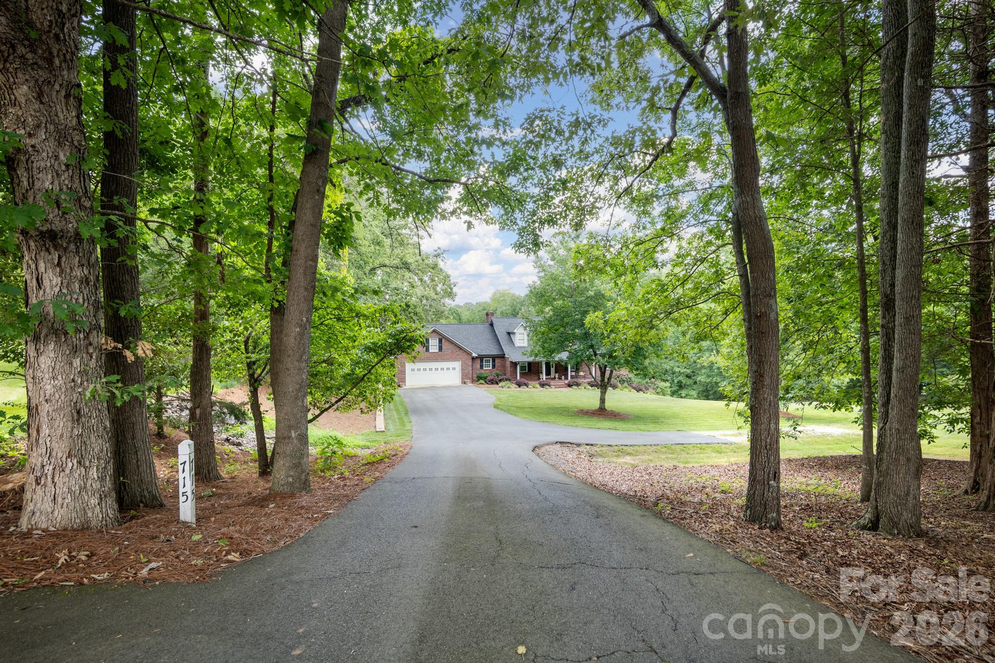 715 Orphanage Rd, Concord, NC 28027