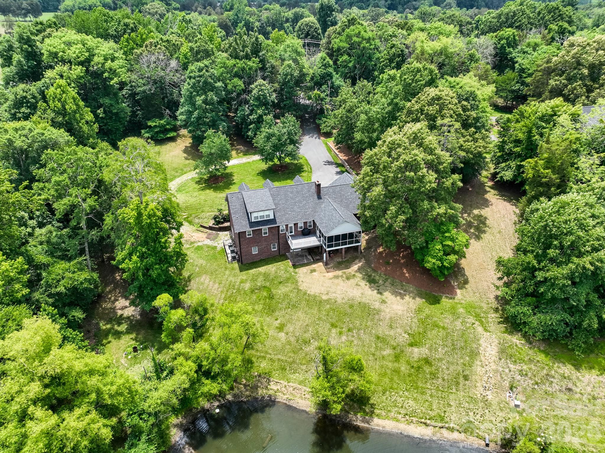 715 Orphanage Rd, Concord, NC 28027