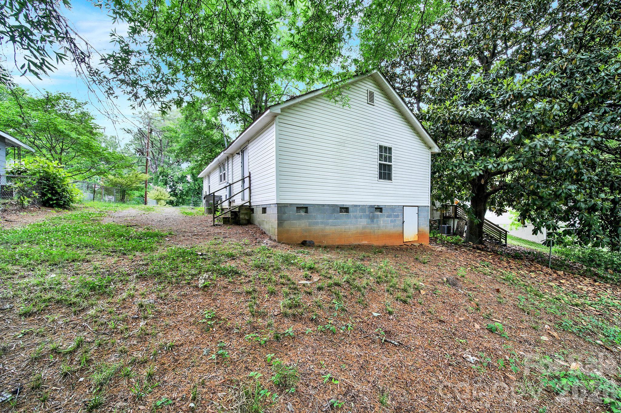 807 Evening Shade Ln, Gastonia, NC 28052