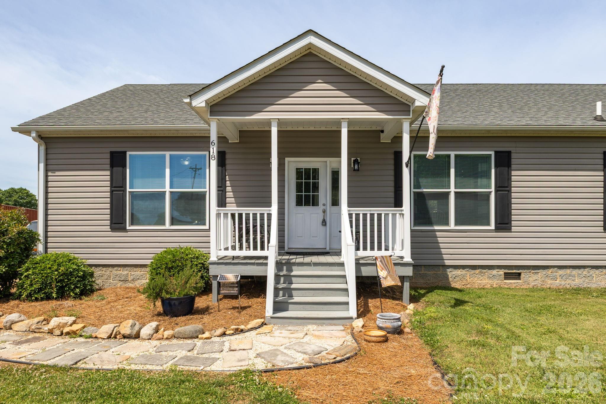618 Society Rd, Statesville, NC 28625