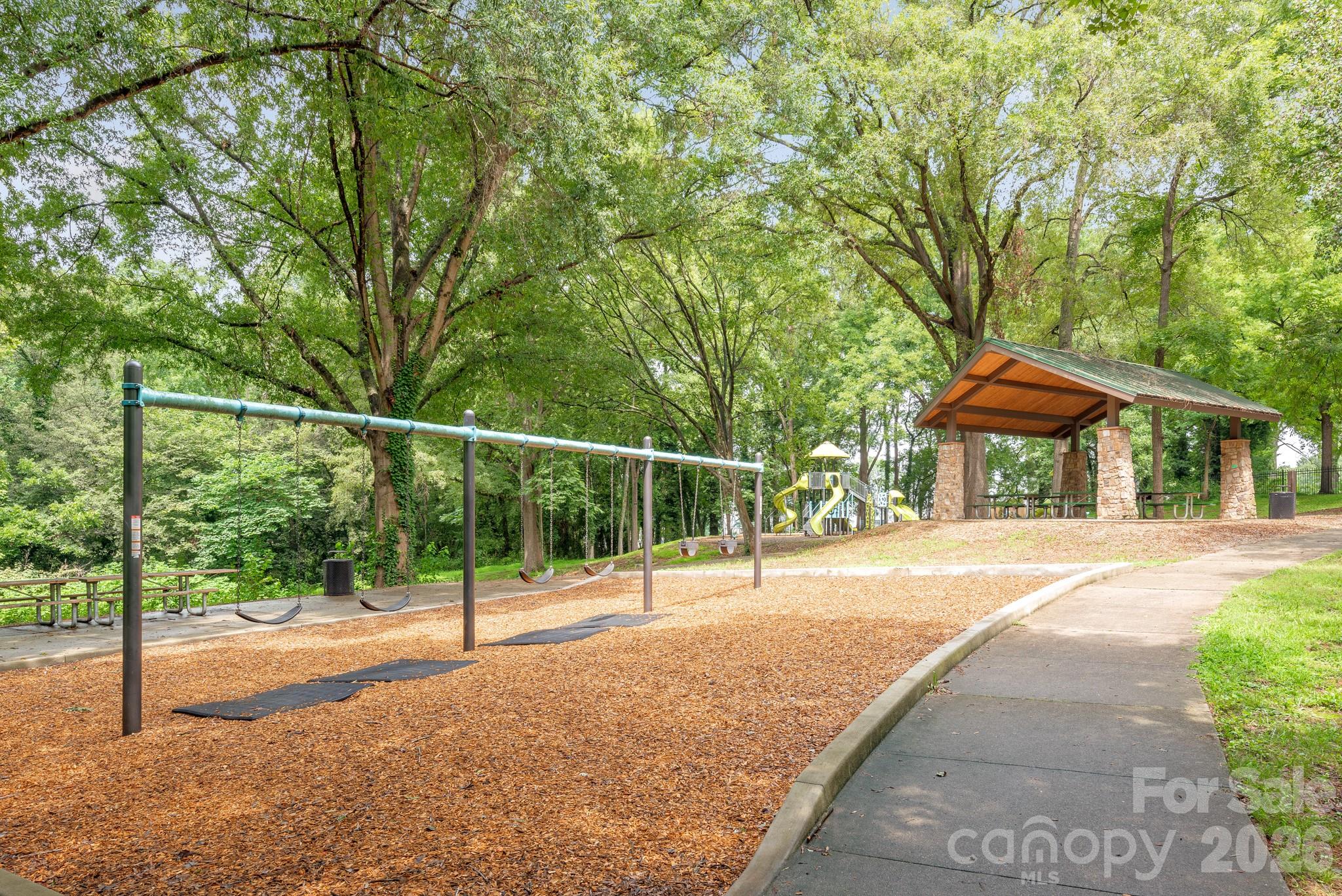 125 French St, Charlotte, NC 28216