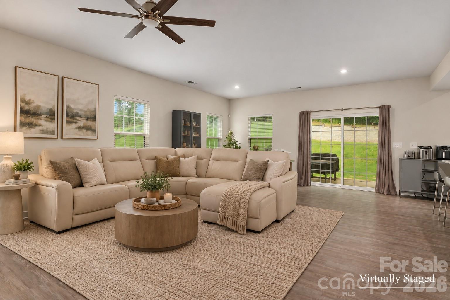 10250 Paper Birch Dr, Charlotte, NC 28215