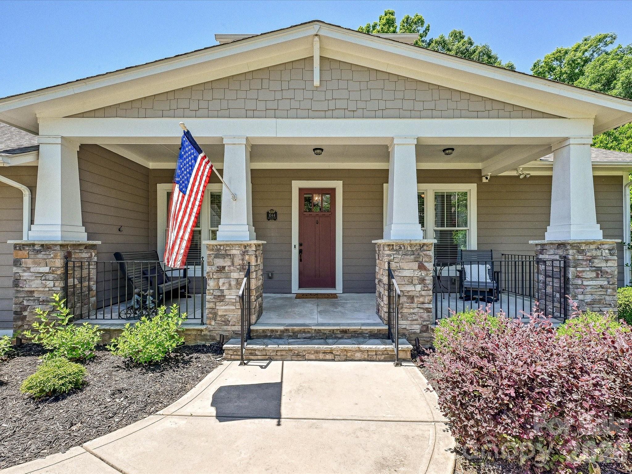 1044 Wessington Manor Ln, Fort Mill, SC 29715