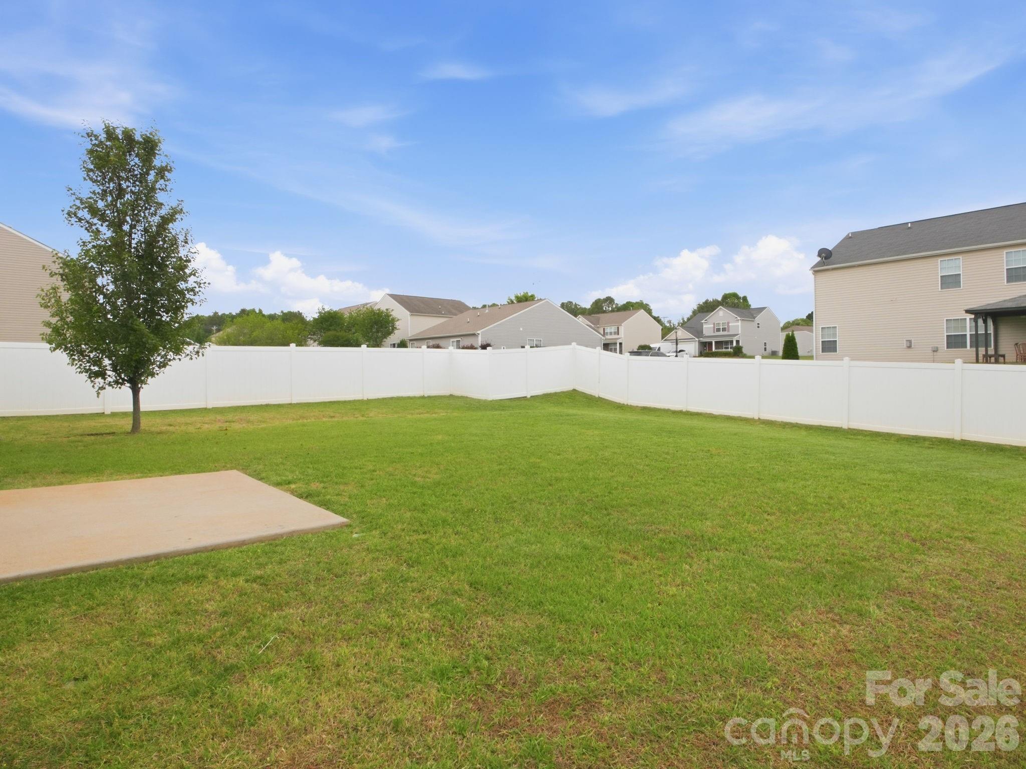 115 Harvest Pointe Dr, Statesville, NC 28677