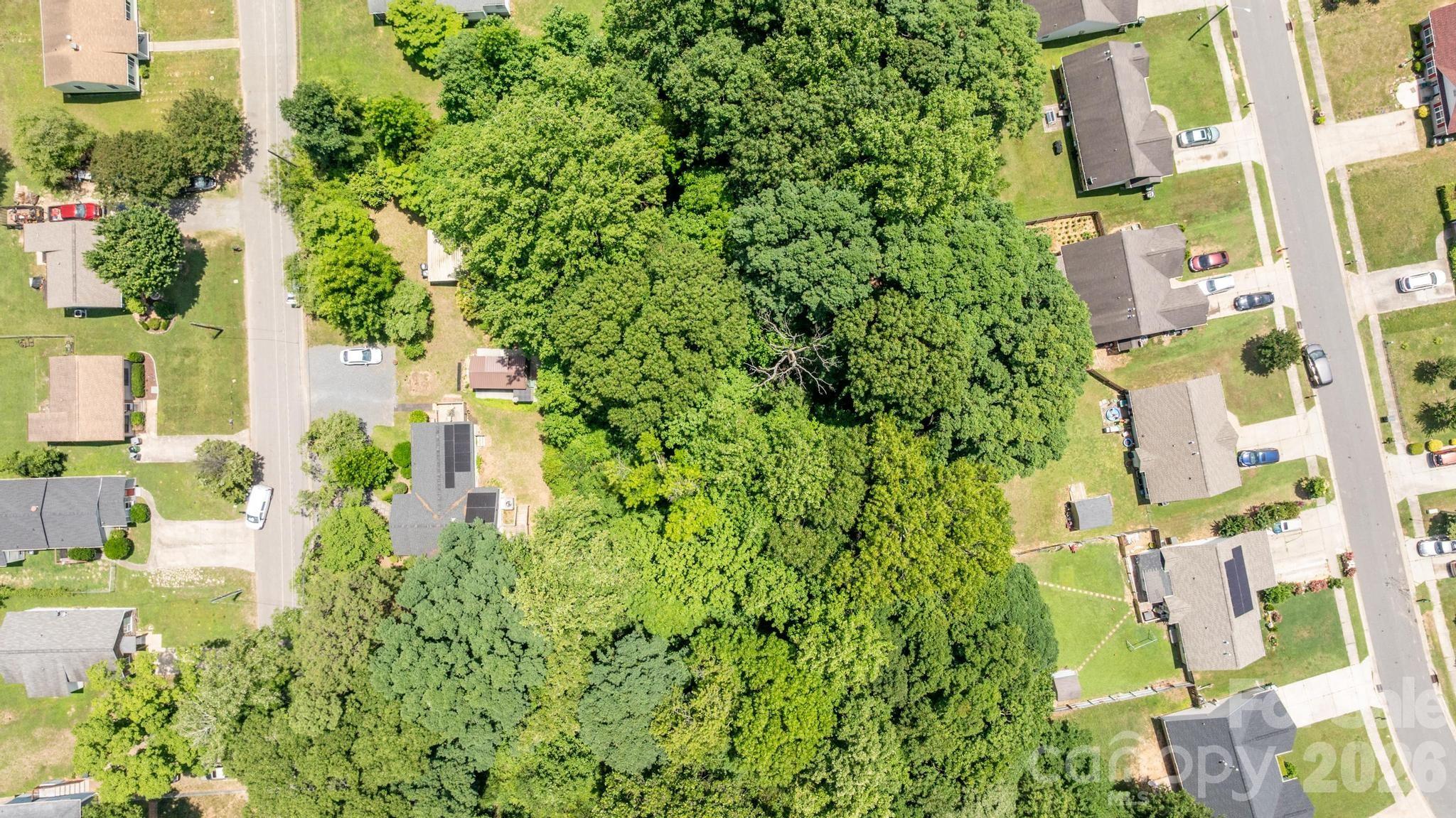 3824 Oakwood Rd, Charlotte, NC 28269