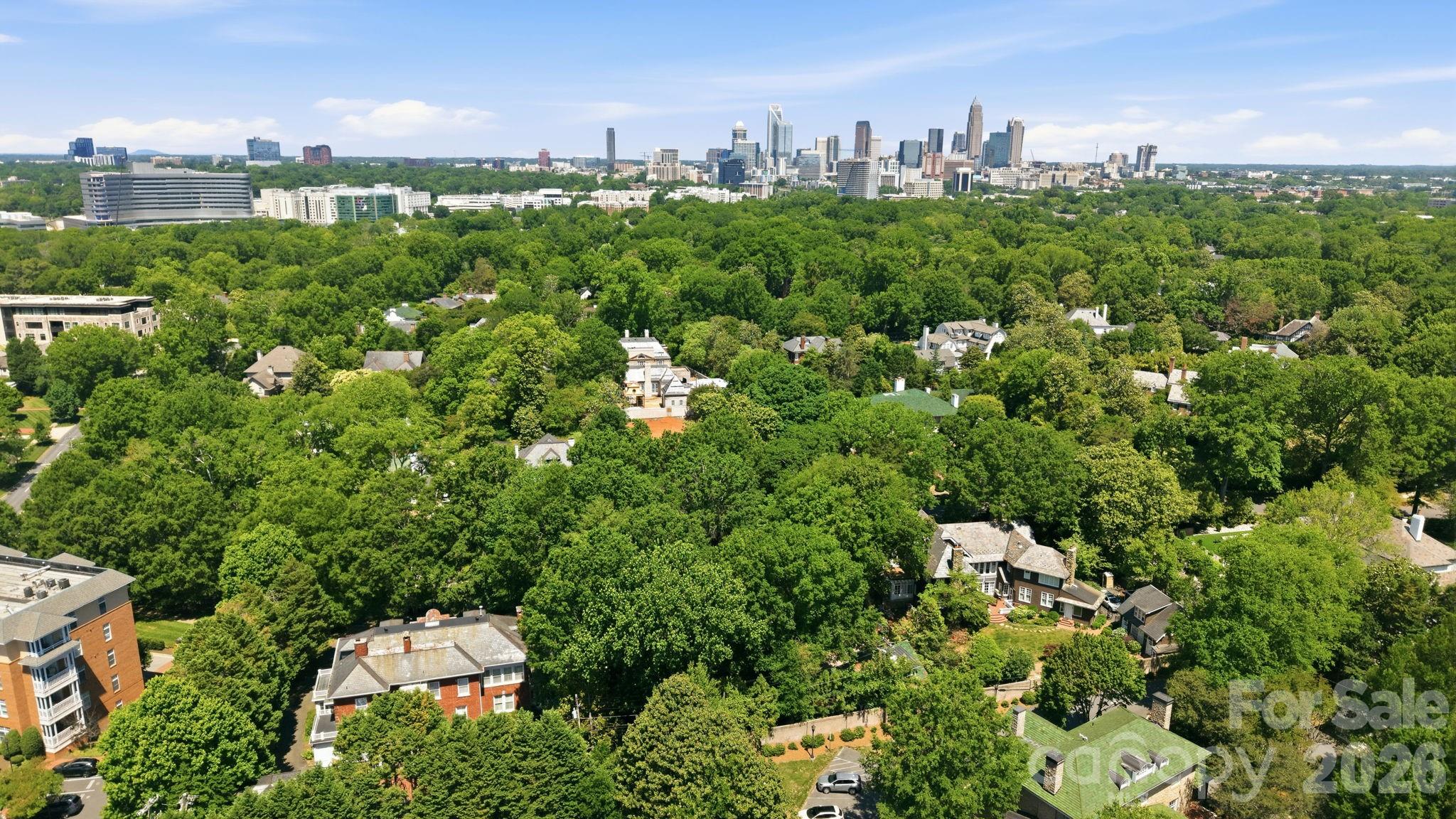 937 Granville Rd, Charlotte, NC 28207