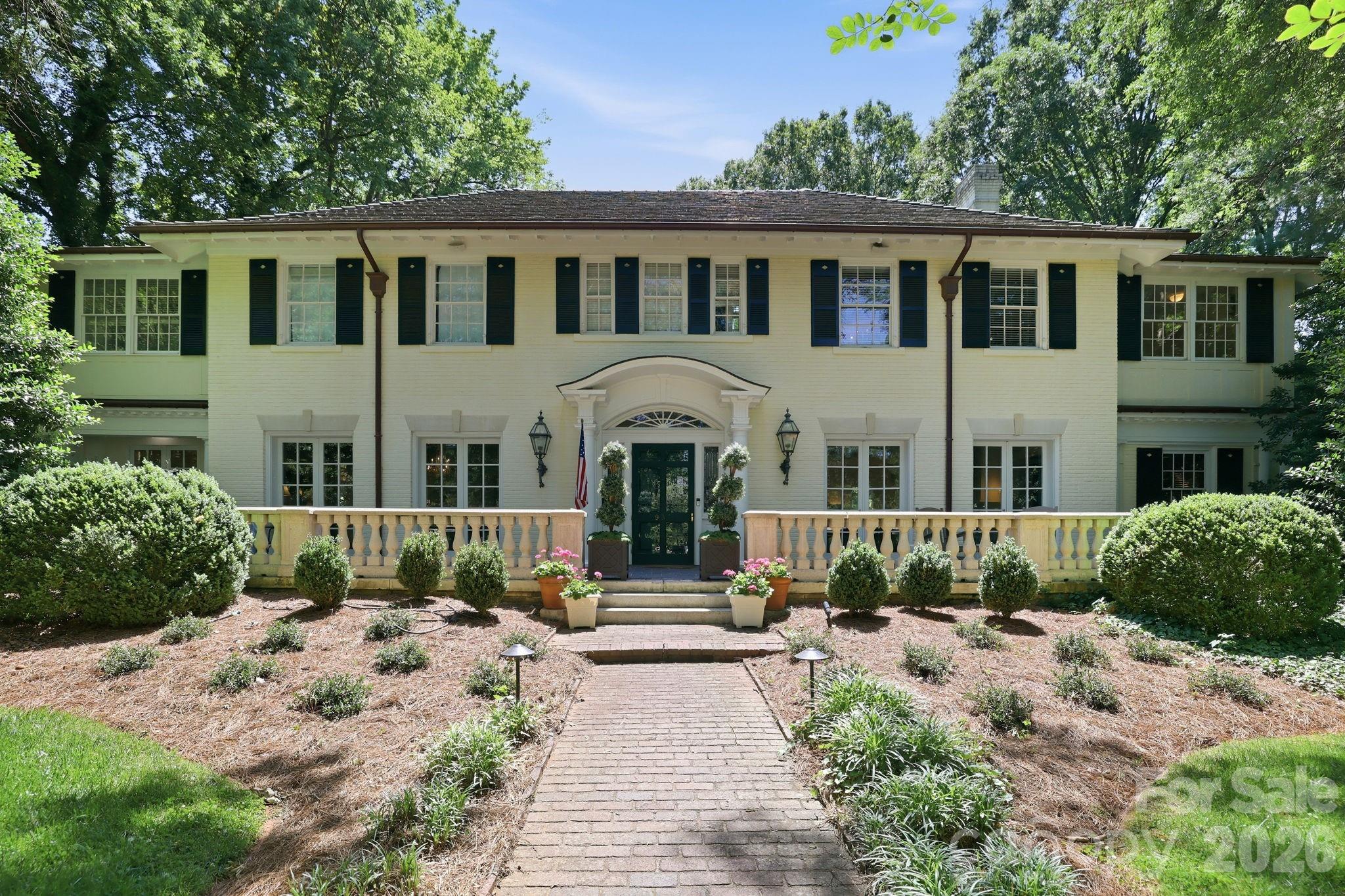 937 Granville Rd, Charlotte, NC 28207
