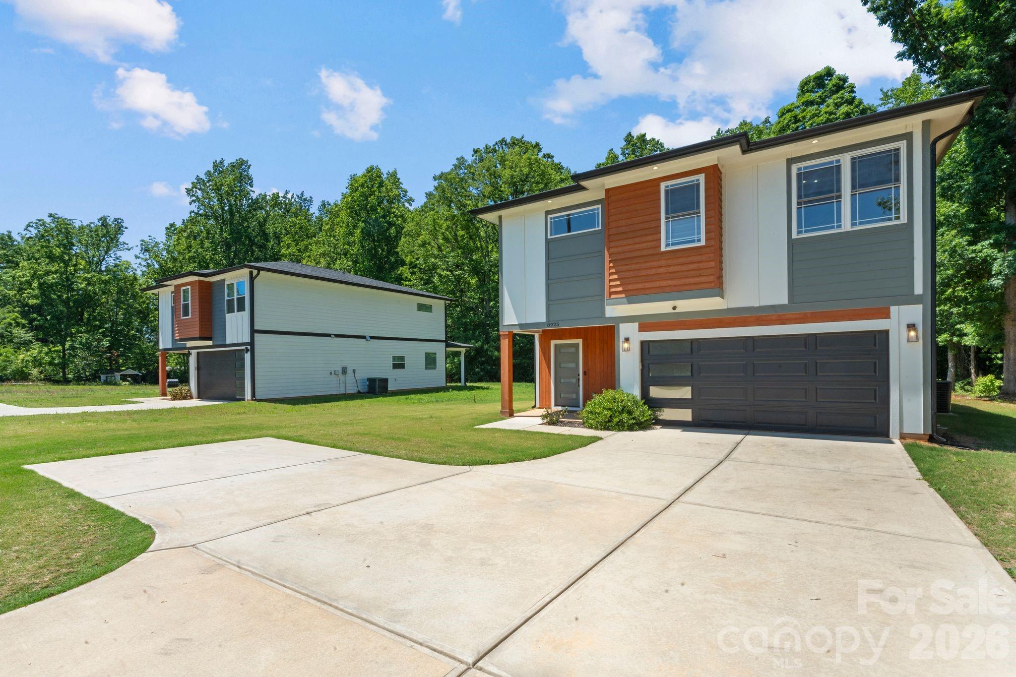 8925 Harrisburg Rd, Charlotte, NC 28215