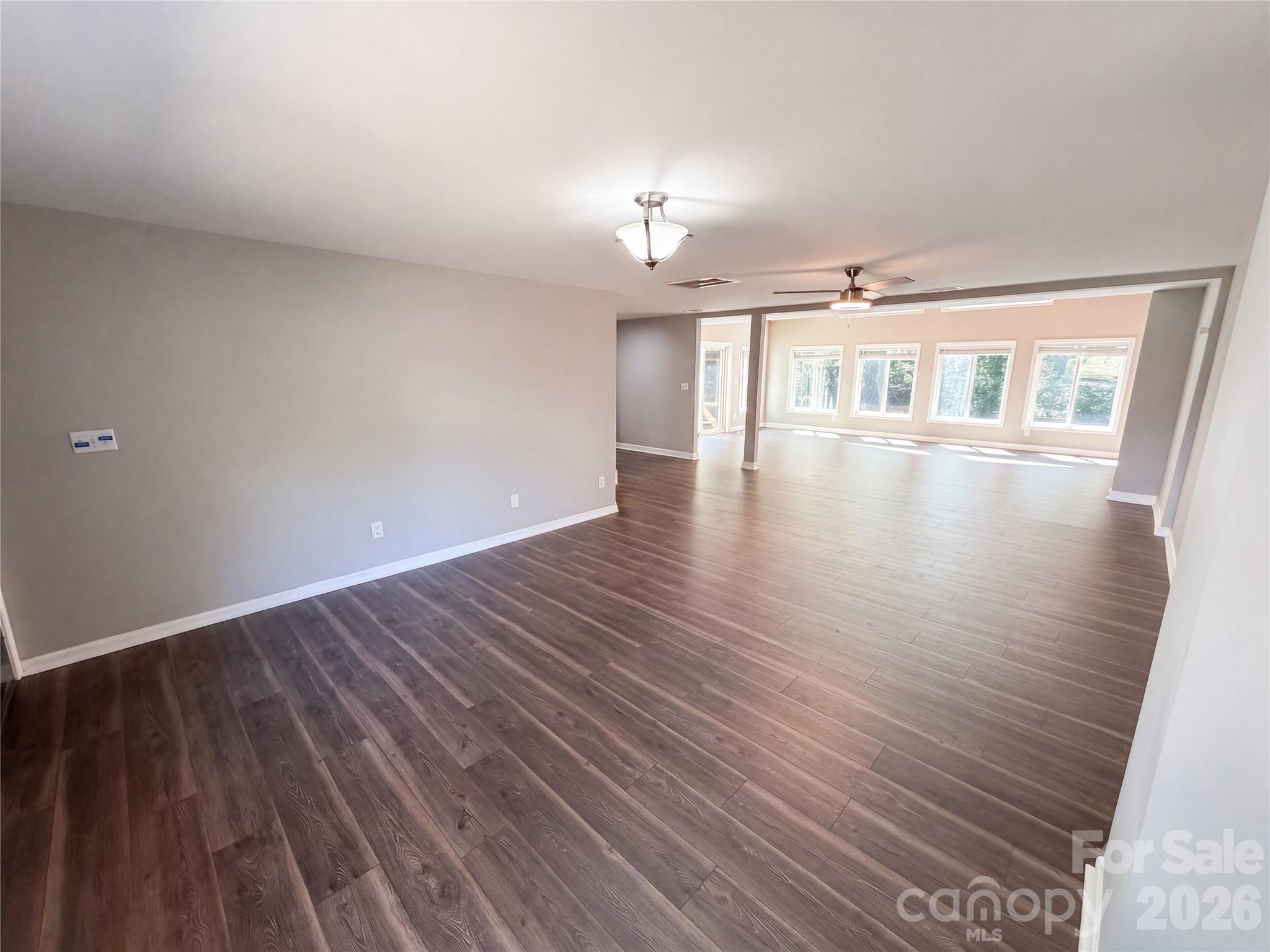 1322 Carolyn Dr, Charlotte, NC 28205