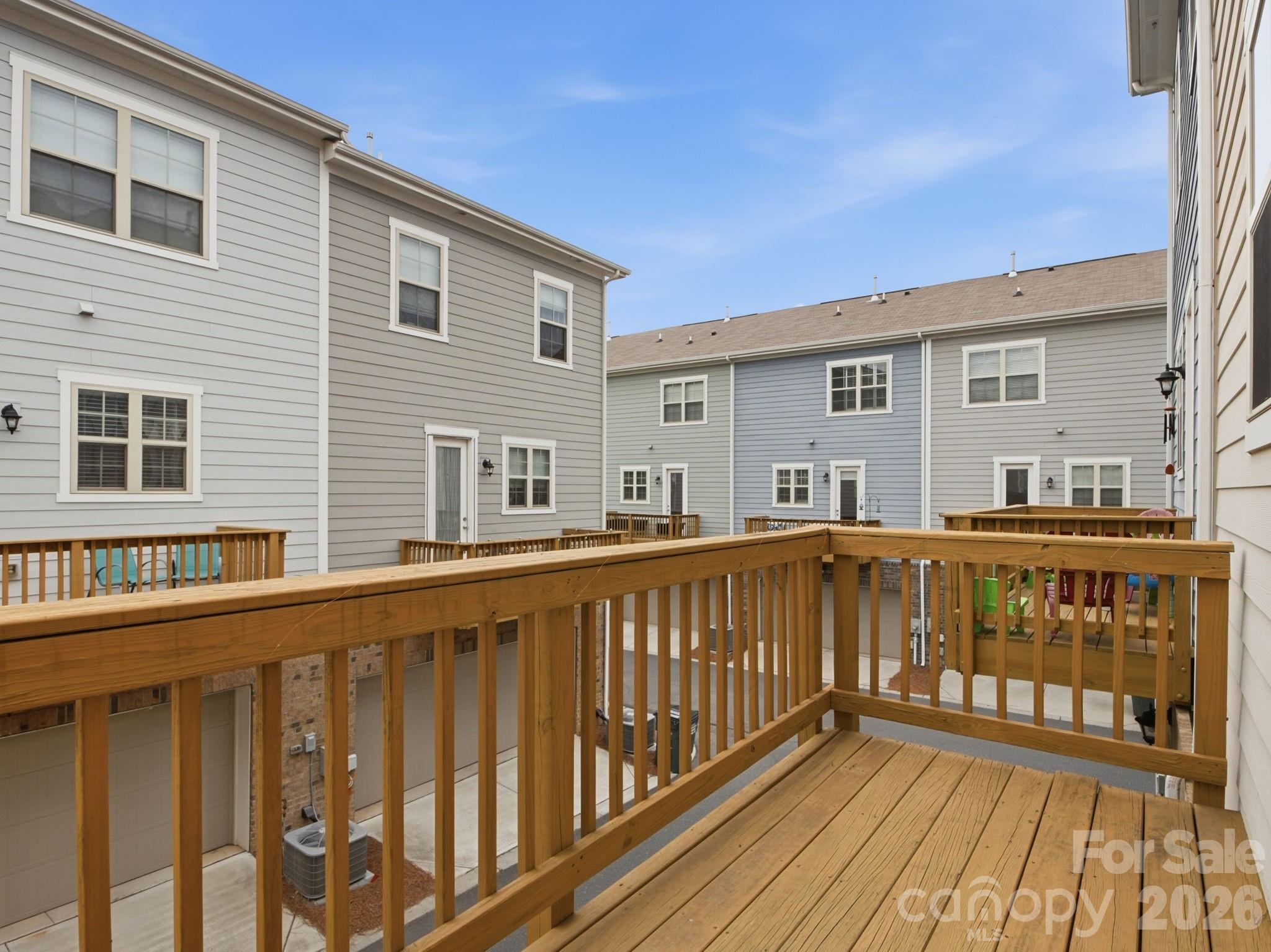 1038 Doveridge St, Charlotte, NC 28273