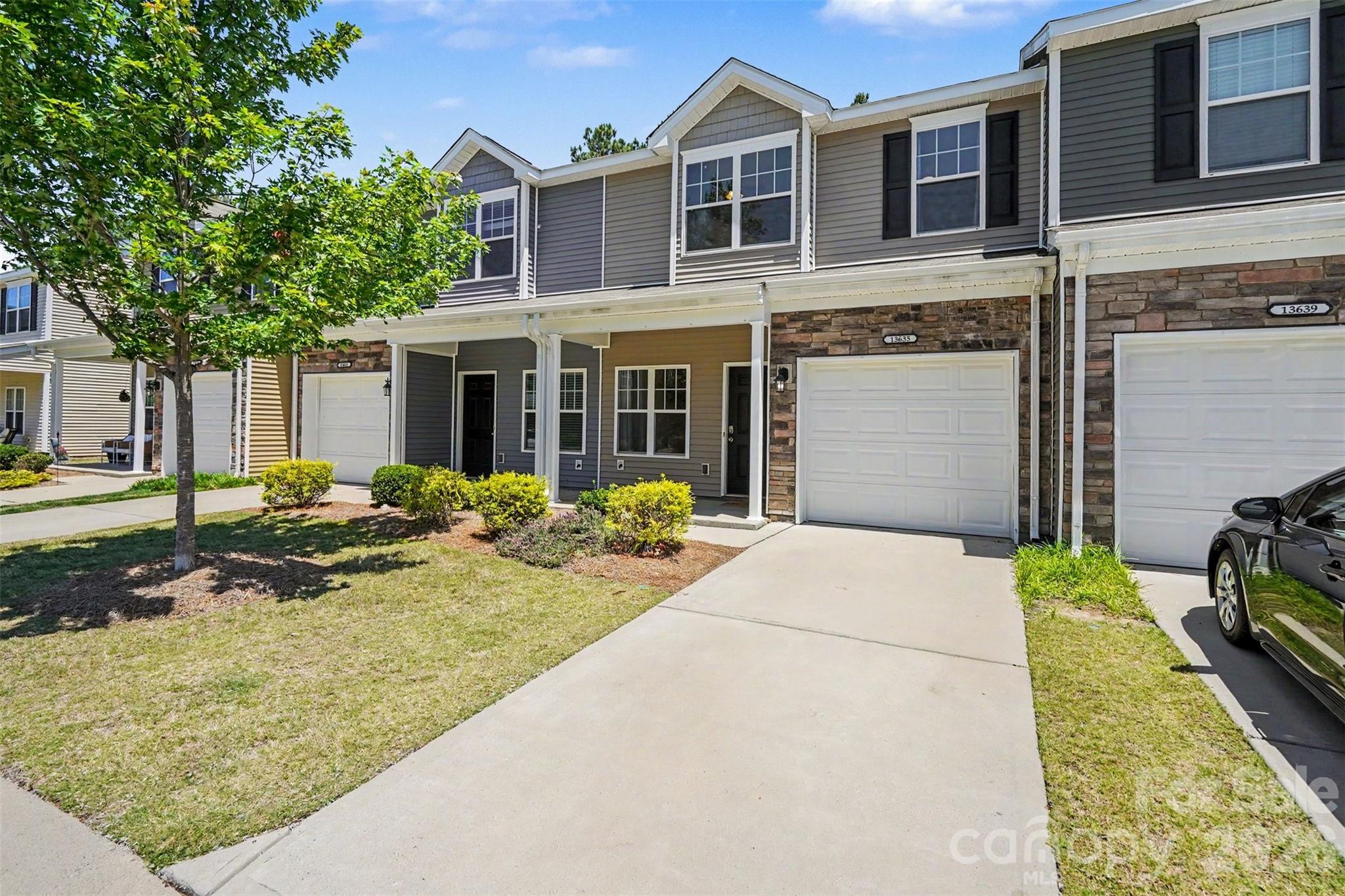 13635 Browhill Ln, Charlotte, NC 28278