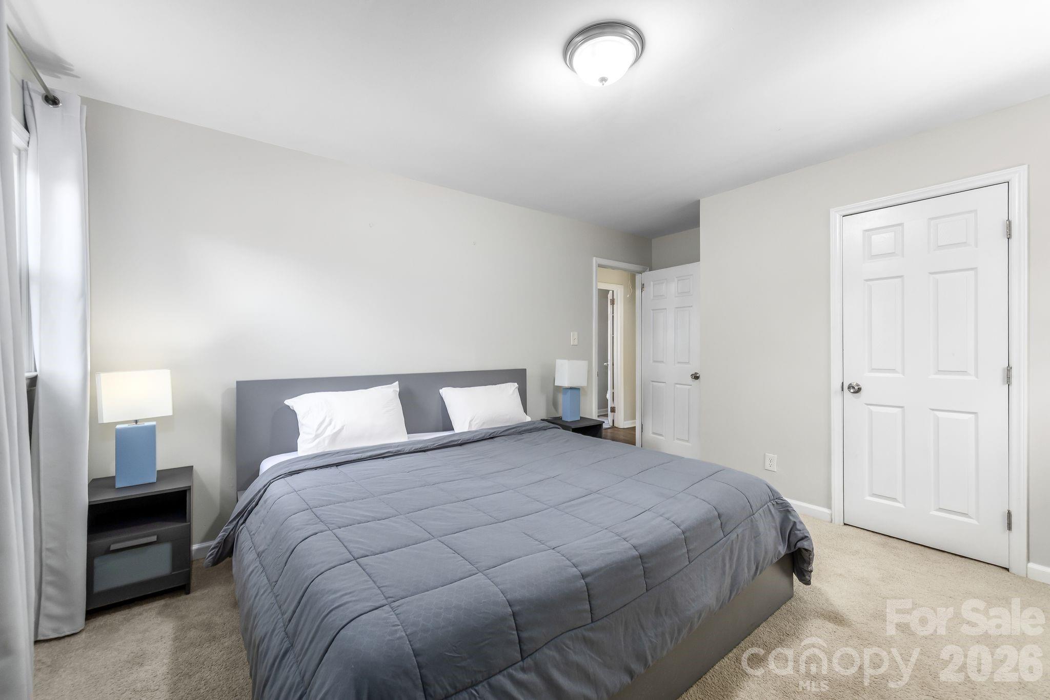 4508 Belle Plaine Dr, Charlotte, NC 28215