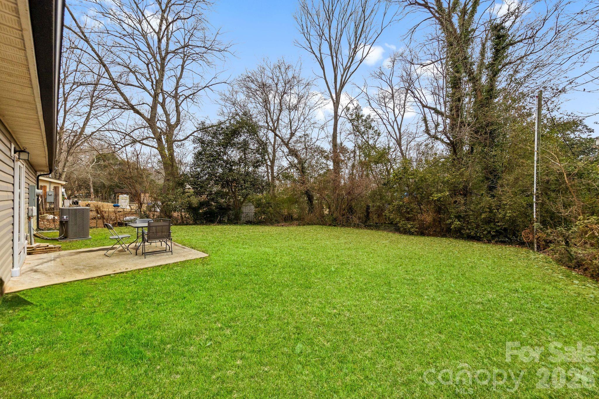4117 Colebrook Rd, Charlotte, NC 28215