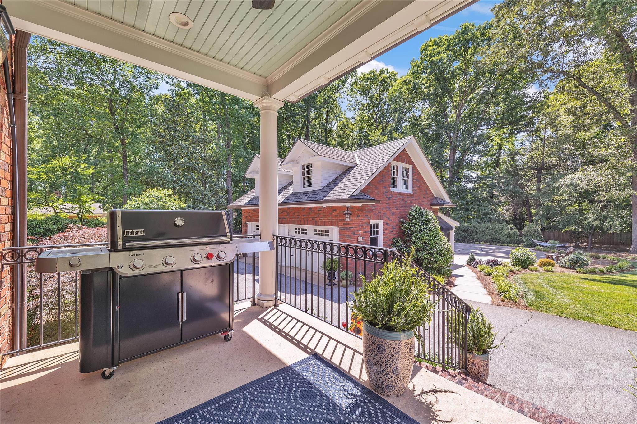 128 W Colonial Dr, Salisbury, NC 28144