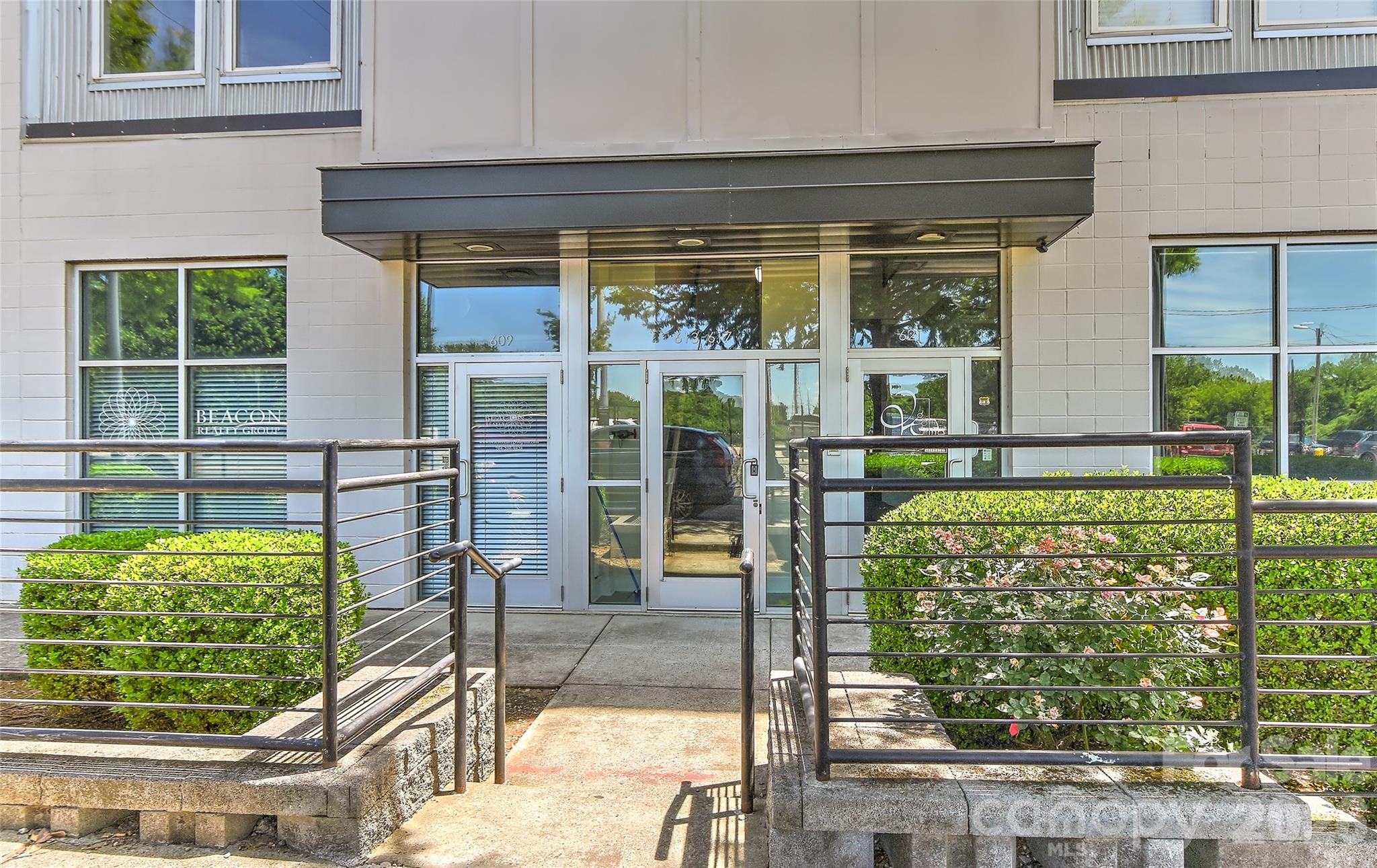 613 Mcninch St, Charlotte, NC 28208